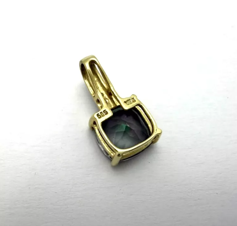 zlota-zawieszka-z-diamentami-i-mystic-topazem-585-127g-kamien-17088-8388608