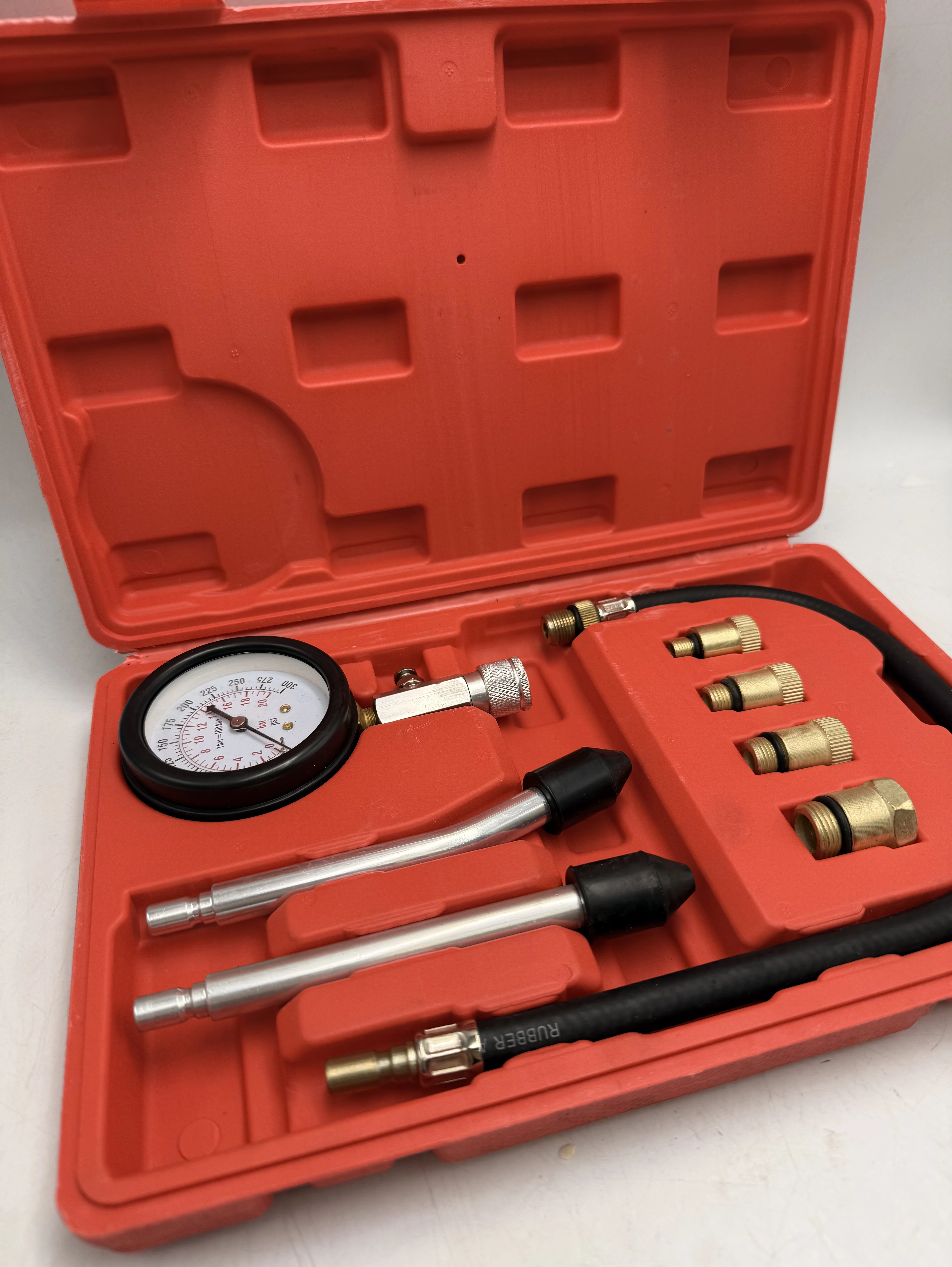 zestaw-do-pomiaru-cisnienia-w-cylindrach-silnik-kod-producenta-zestaw-do-pomiaru-cisnienia-i-sprezania