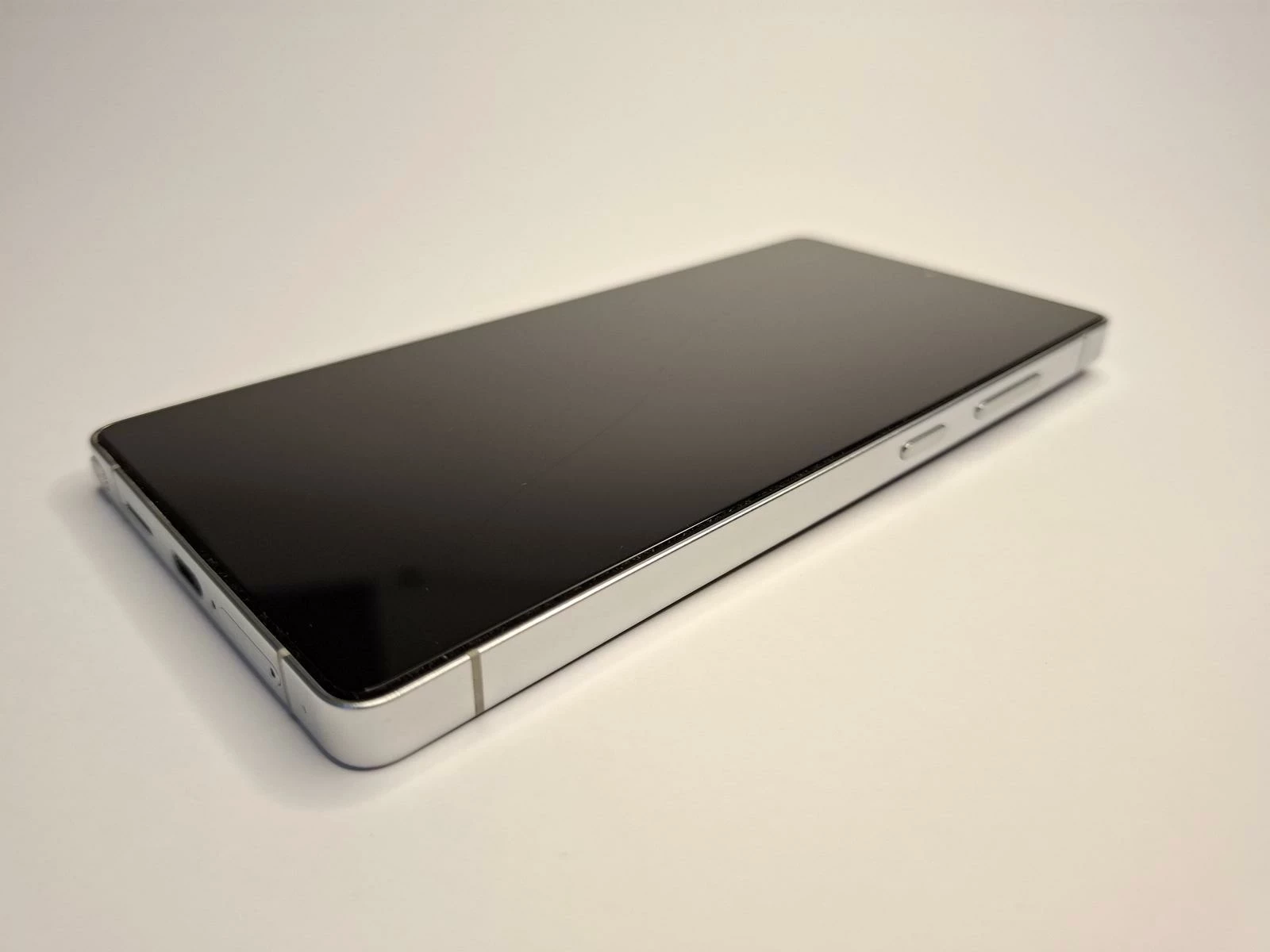 telefon-samsung-galaxy-s25-ultra-12256gb-stan-11323-2