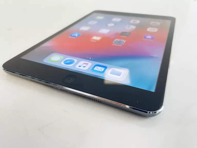 tablet-apple-ipad-mini-2nd-gen-79-1-gb-16-gb-szary-wbudowana-pamiec-202869-214201