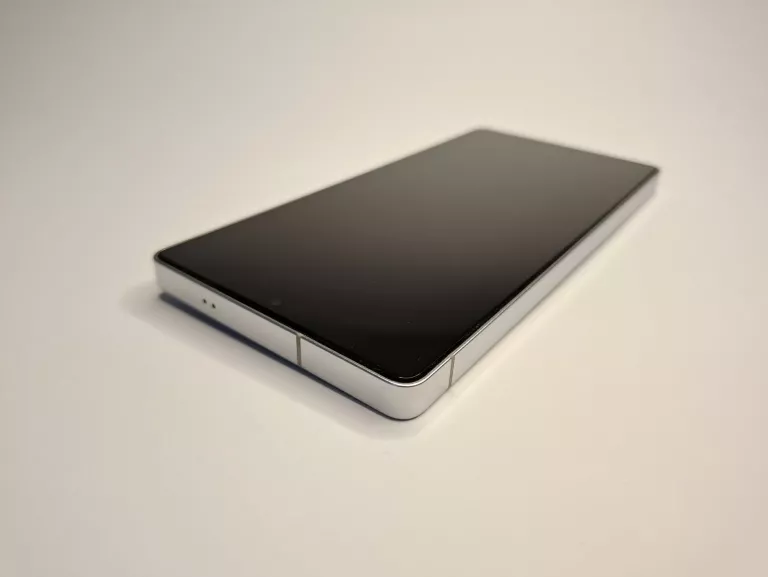 telefon-samsung-galaxy-s25-ultra-12256gb-kod-producenta-sm-s938bzsdeub