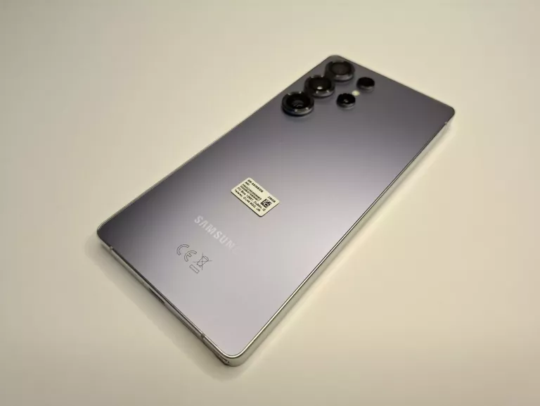 telefon-samsung-galaxy-s25-ultra-12256gb-przekatna-ekranu-690