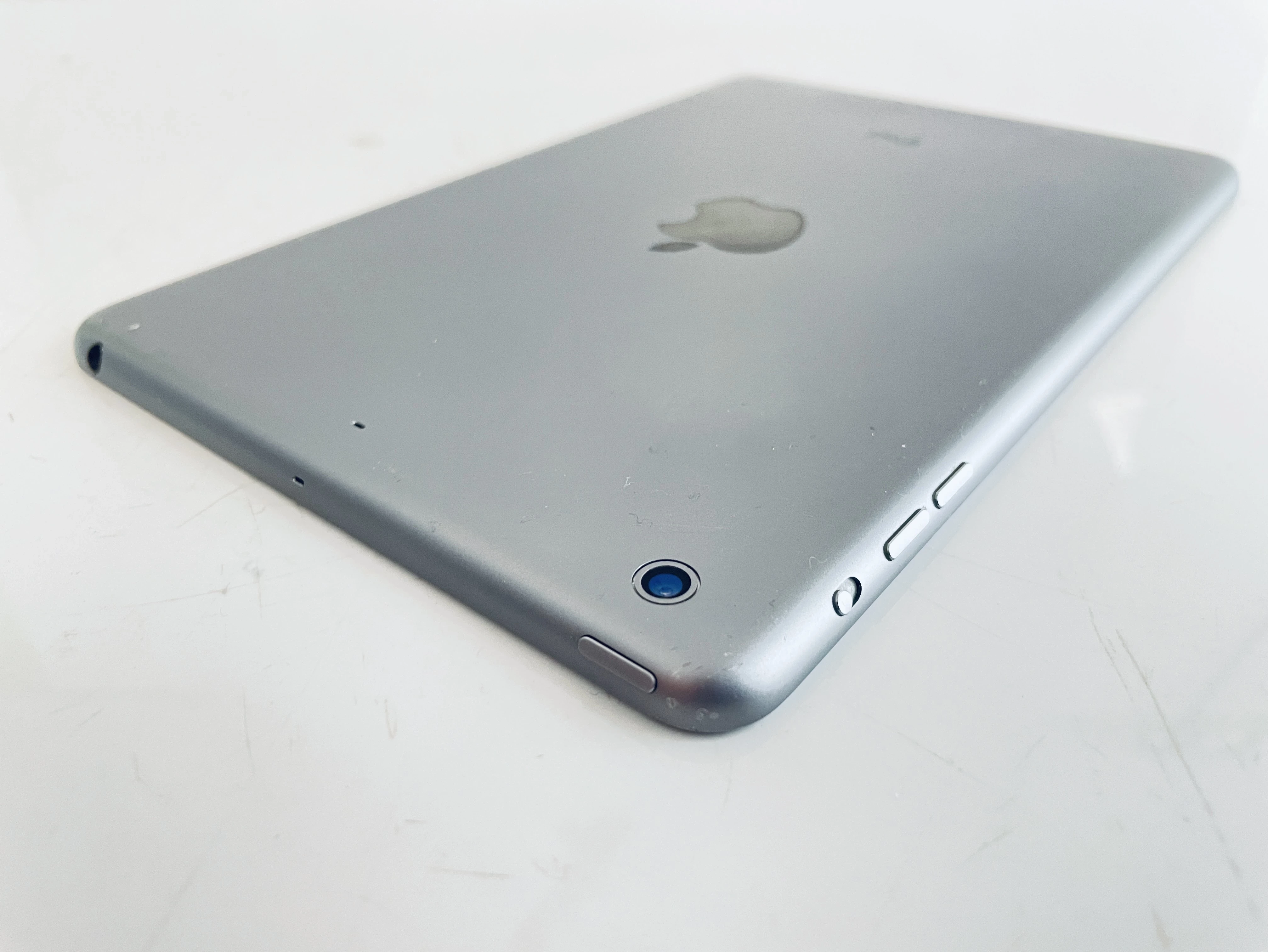 tablet-apple-ipad-mini-2nd-gen-79-1-gb-16-gb-szary-stan-11323-2