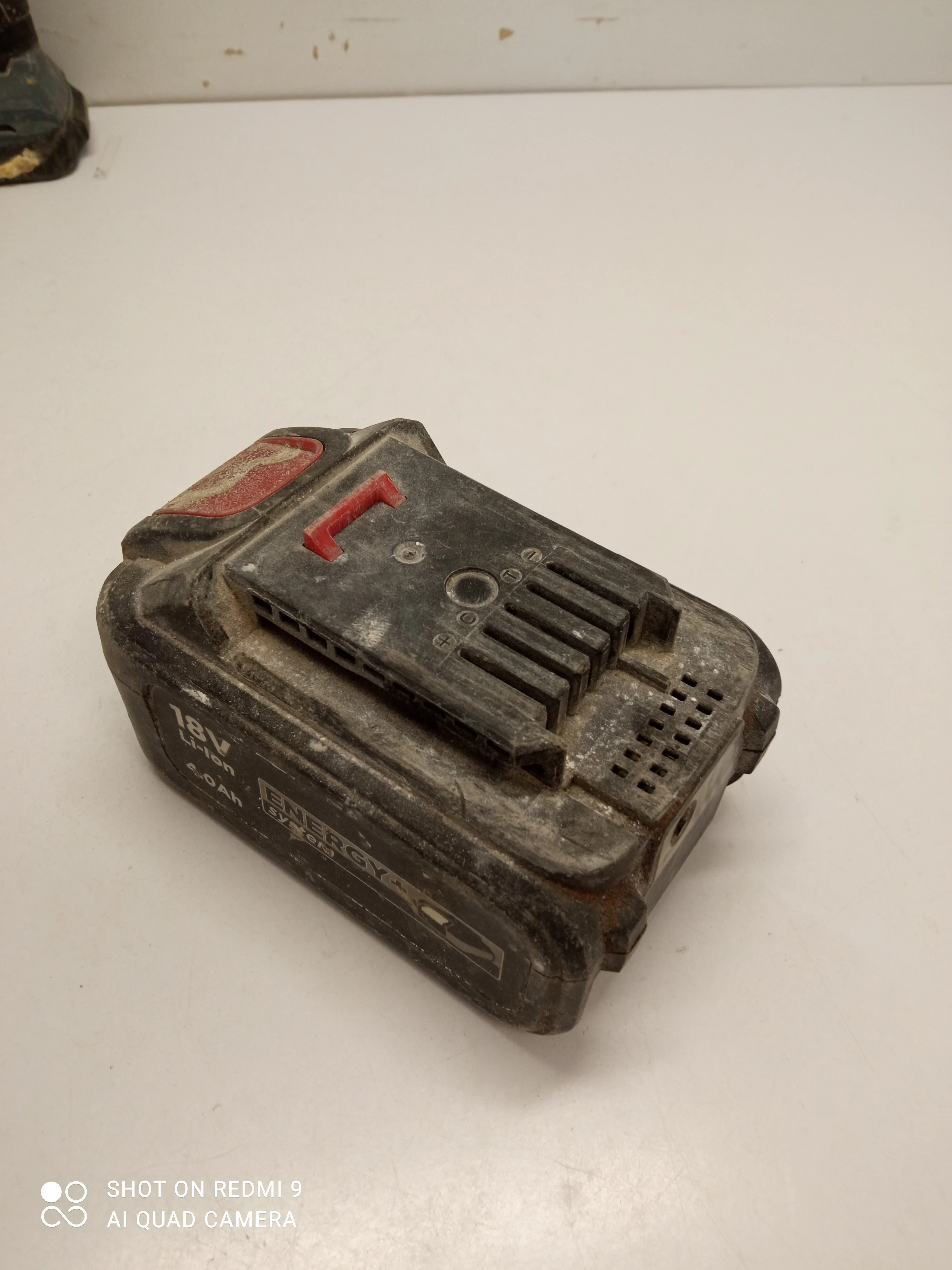 zakretarka-graphite-58g024-stan-11323-2