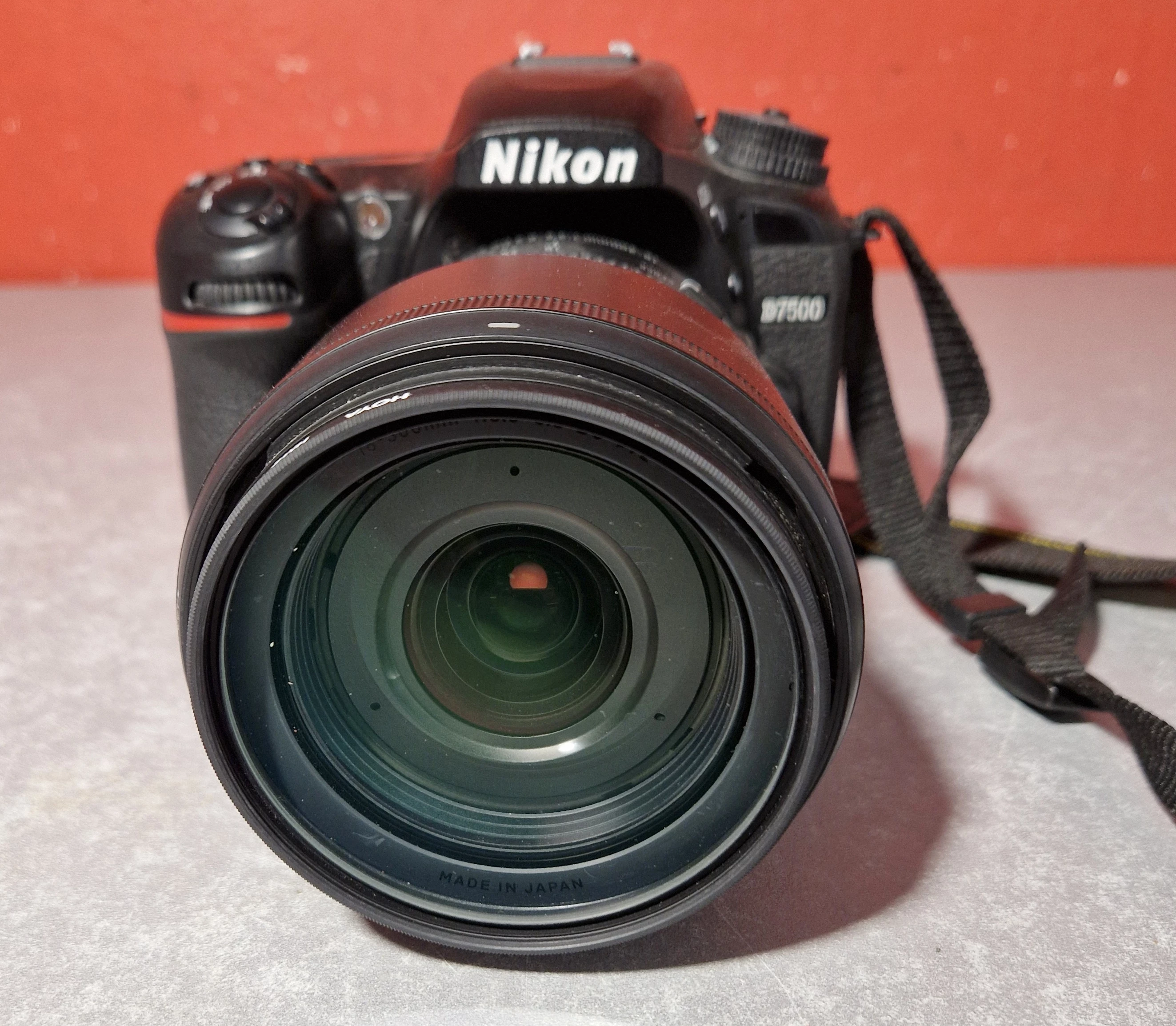 lustrzanka-nikon-d7500-obiektyw-sigma-18-300mm-nikon-135-63-dc-72-rozdzielczosc-2090