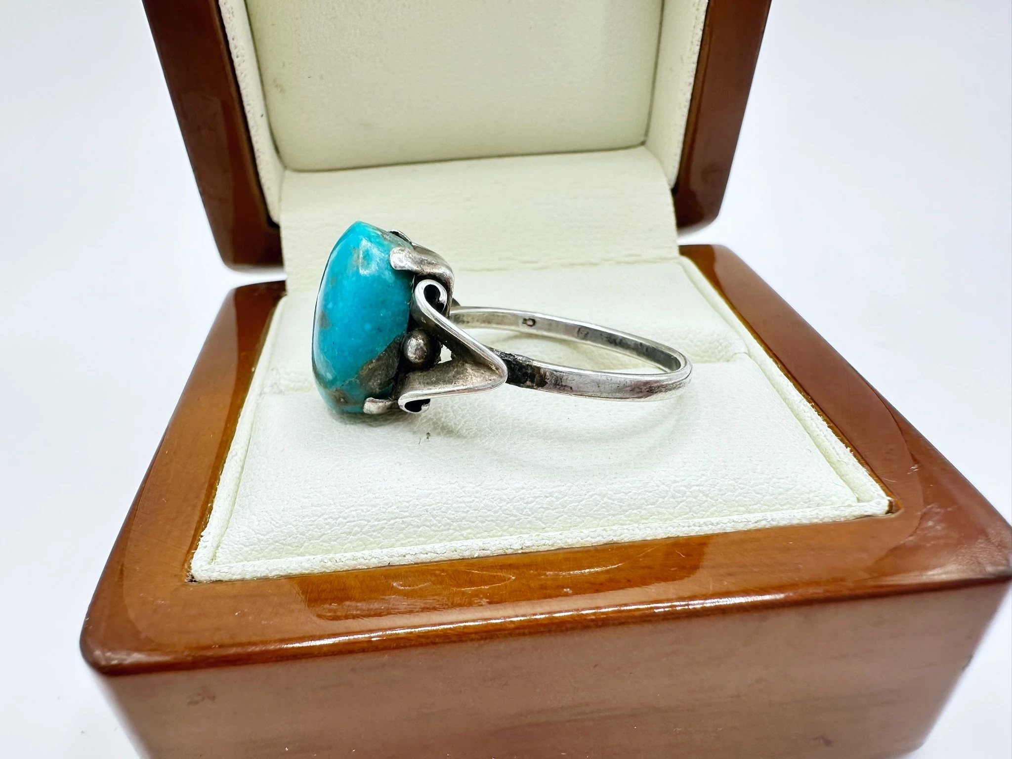 sd105-damski-pierscionek-ze-srebra-proby-925-z-turkusem-vintage-style-material-15835-4