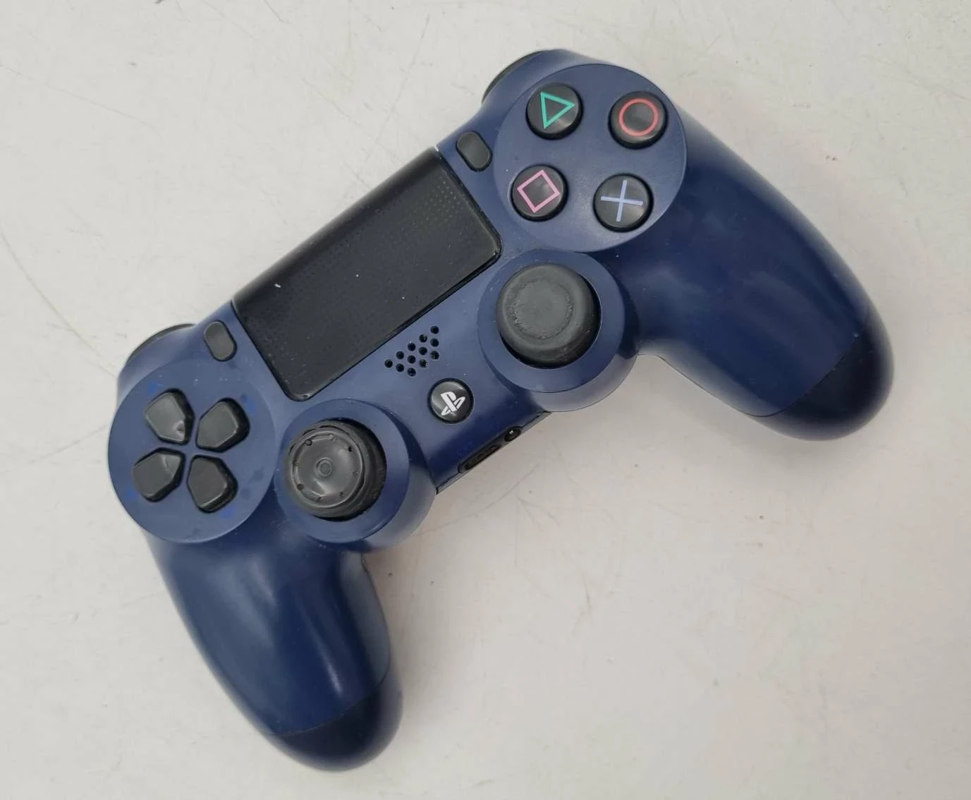 konsola-sony-ps4-pro-cuh-7216b-1tb-pad-stan-11323-2