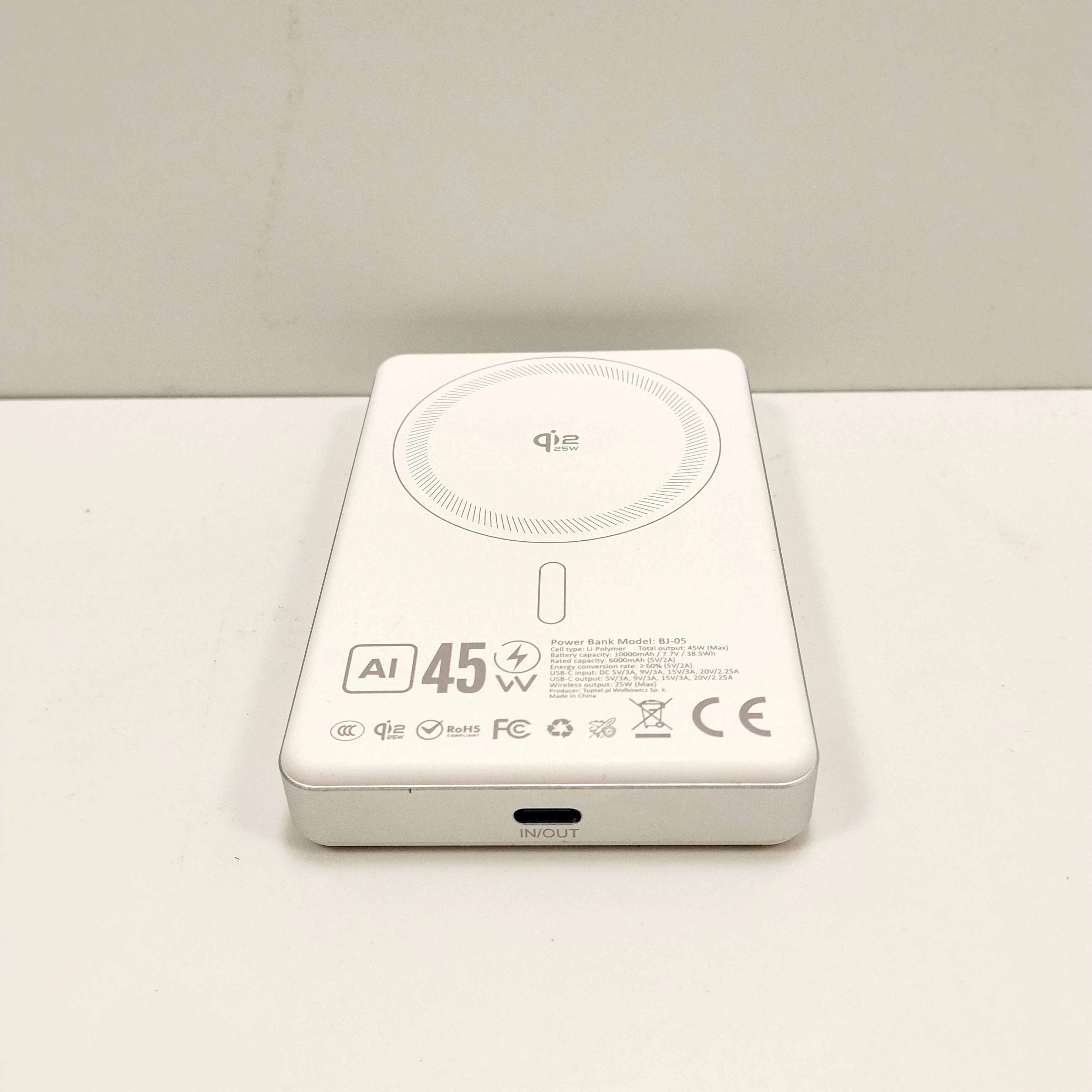 powerbank-indukcyjny-blavec-bj-05-10000mah-kod-producenta-blavec-powerbank-mini-magsafe-10k-bj-05