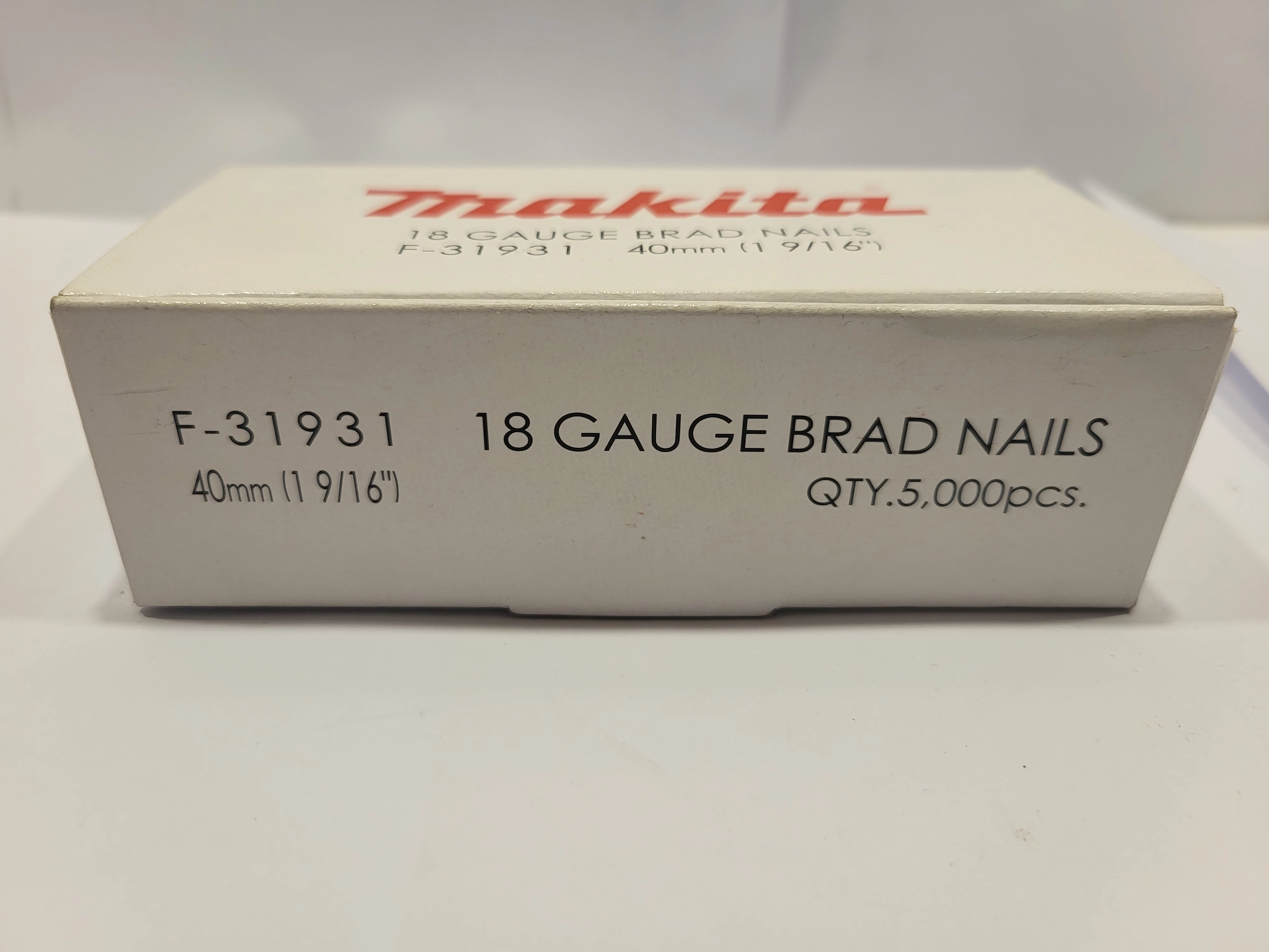 gwozdzie-18ga-kat-90-1x40mm-5-tys-makita-f-31931-obroncow-pokoju-3-gubin