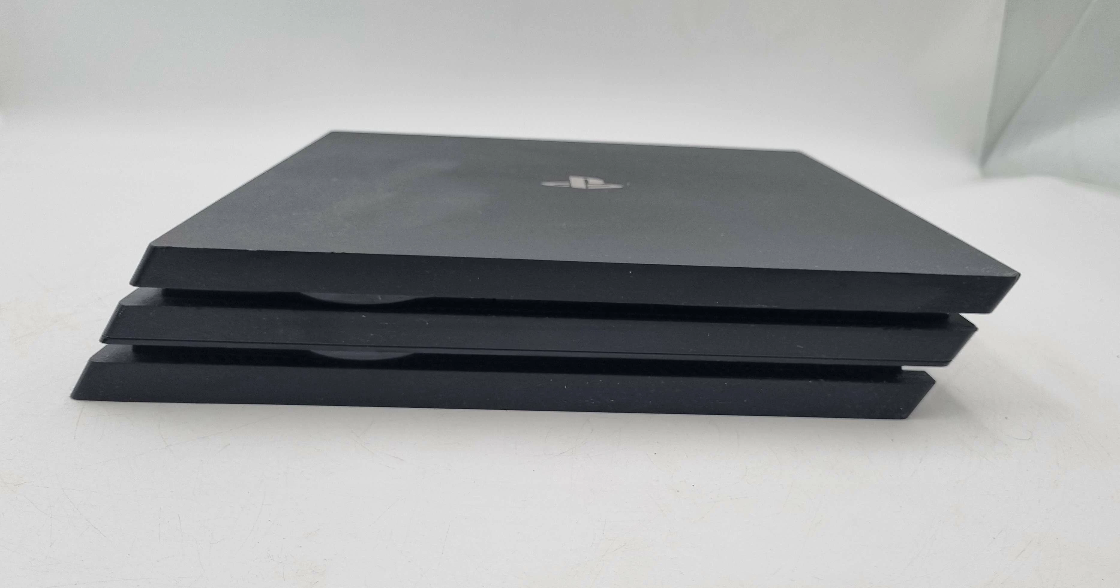 konsola-sony-ps4-pro-cuh-7216b-1tb-pad-kolor-249512-1647413