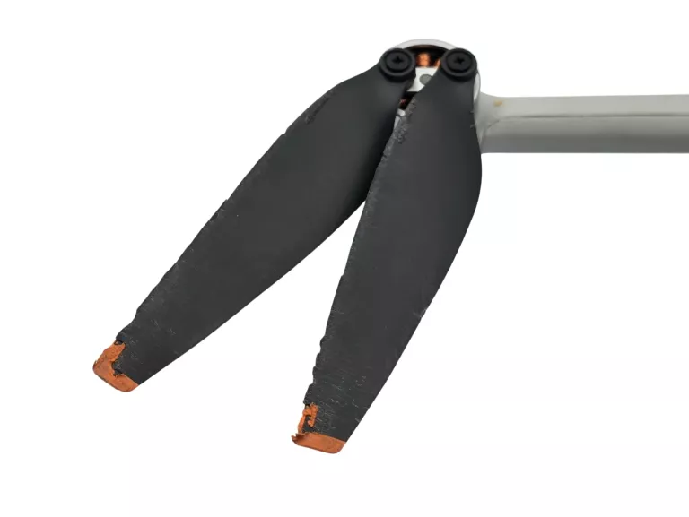 dron-dji-mini-3-dji-rc-wideo-4k-hdr-czas-lotu-do-38-min-3-aku-249g-stan-11323-2