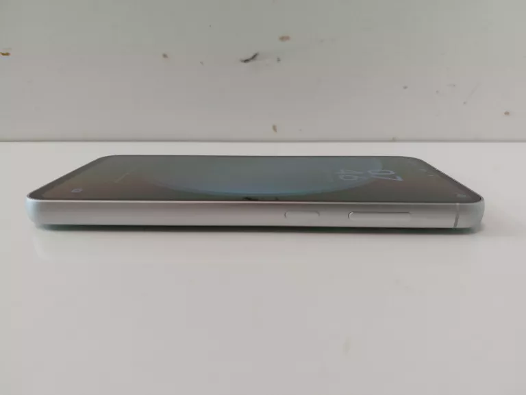 samsung-galaxy-s23-fe-8-gb-128-gb-5g-zielony-mint-przekatna-ekranu-640