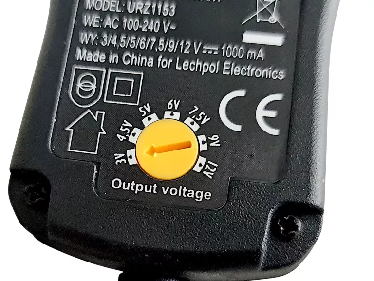 kemot-zasilacz-stabilizowany-z-regulacja-1000-ma-urz1153-stan-11323-2