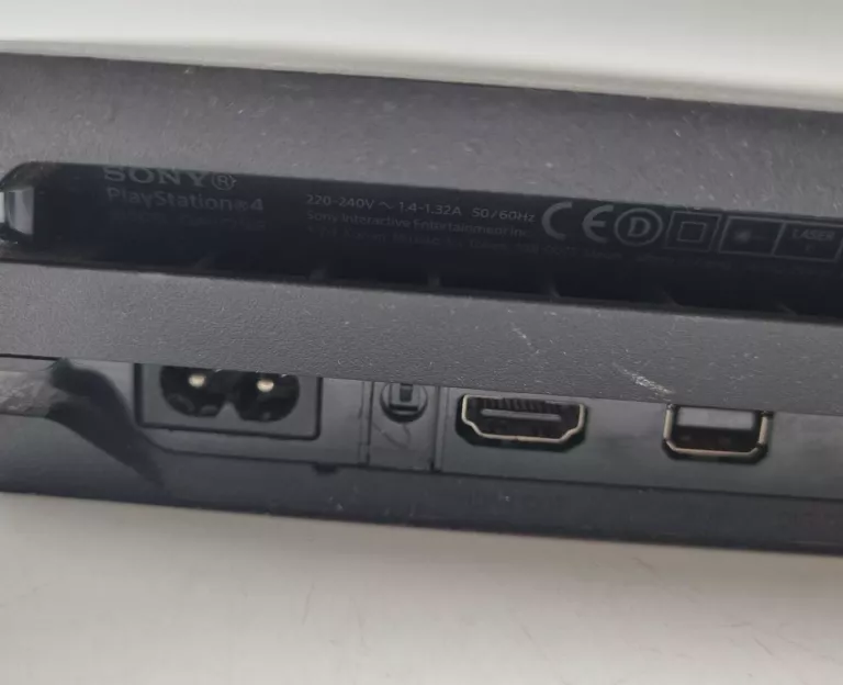 konsola-sony-ps4-pro-cuh-7216b-1tb-pad-wersja-130590-3