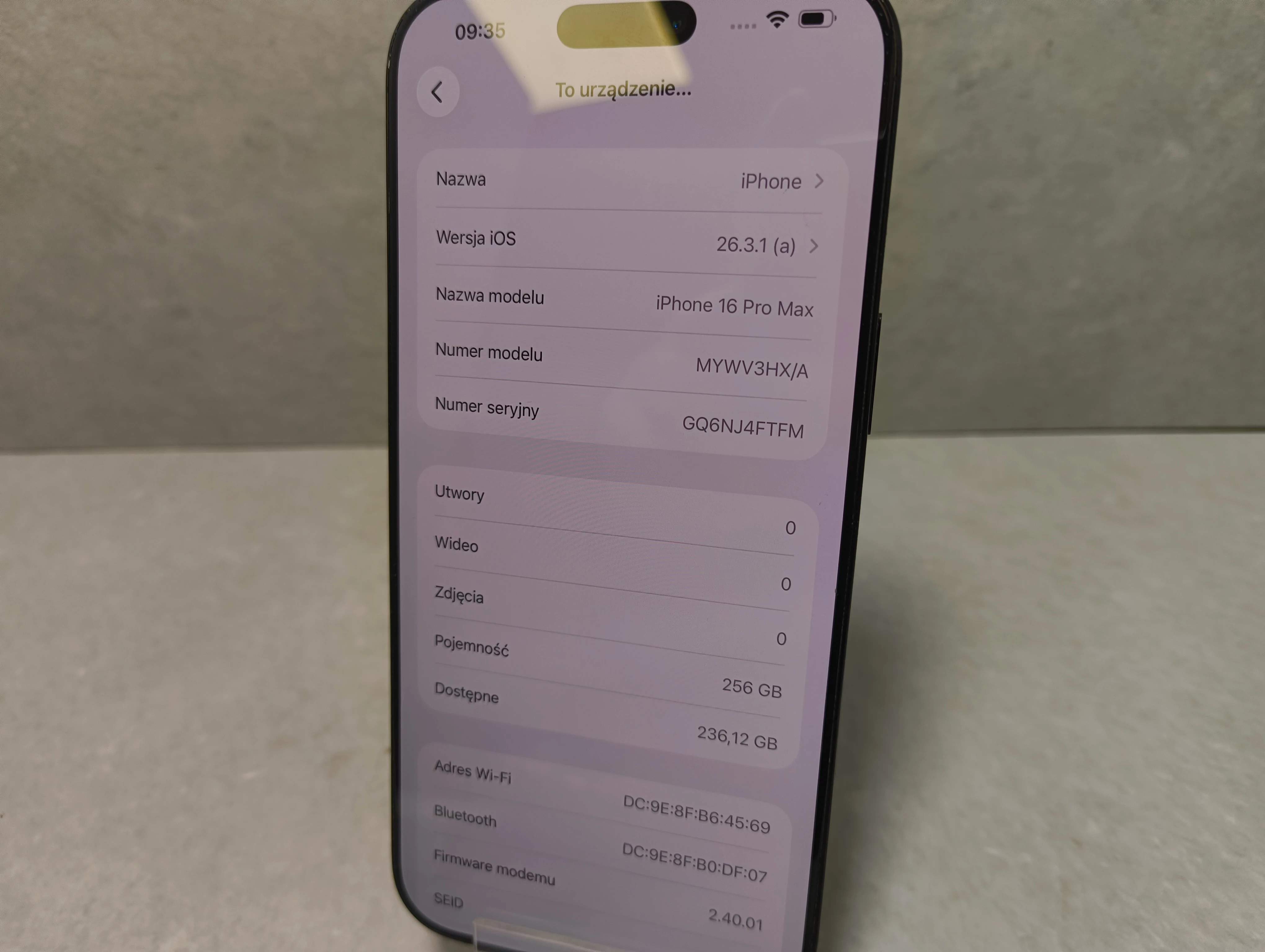 telefon-iphone-16-pro-max-256gb-95-pamiec-ram-202865-214113