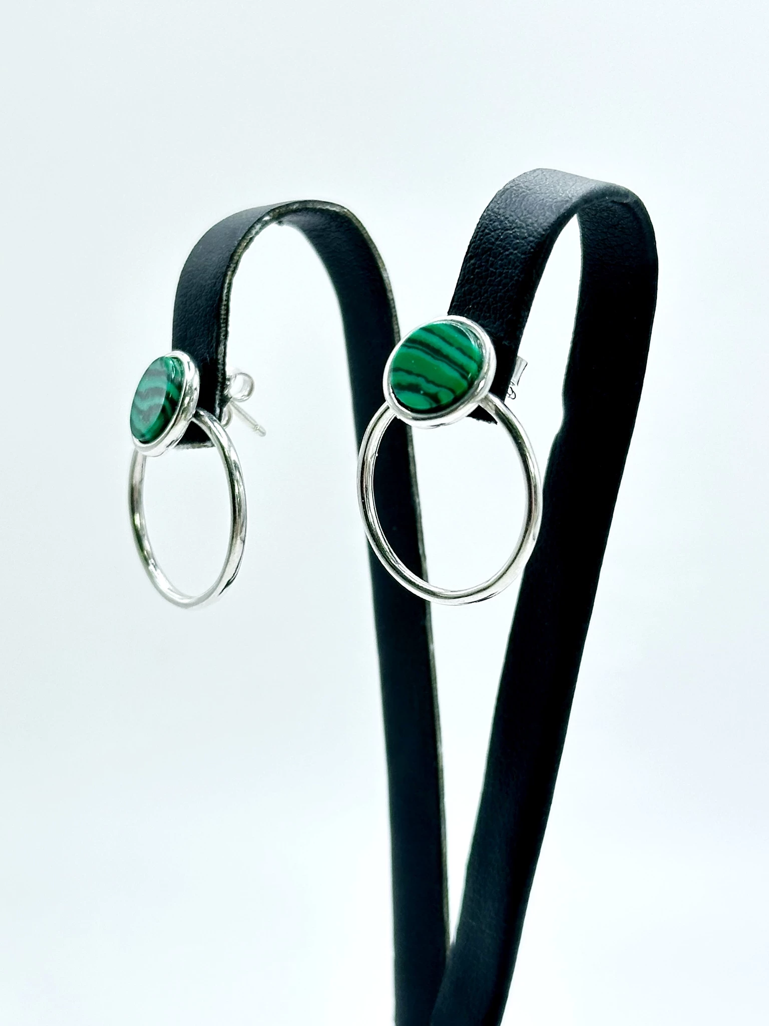 sd240-piekne-srebrne-damskie-kolczyki-wiszace-kolka-z-zielona-masa-925-material-15835-4