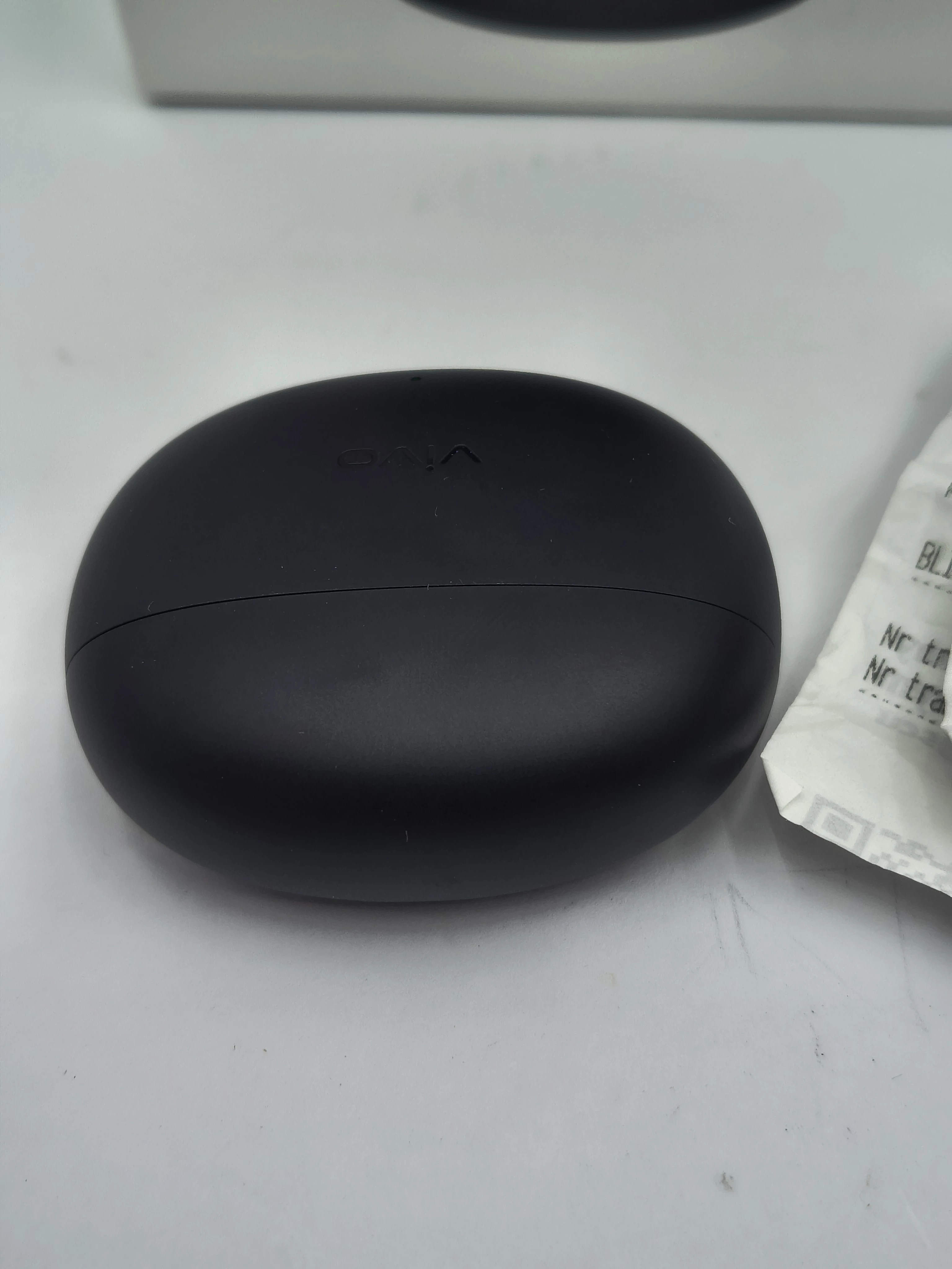 sluchawki-vivo-buds-air3-gwar-18-04-2026-kolor-dominujacy-129357-5