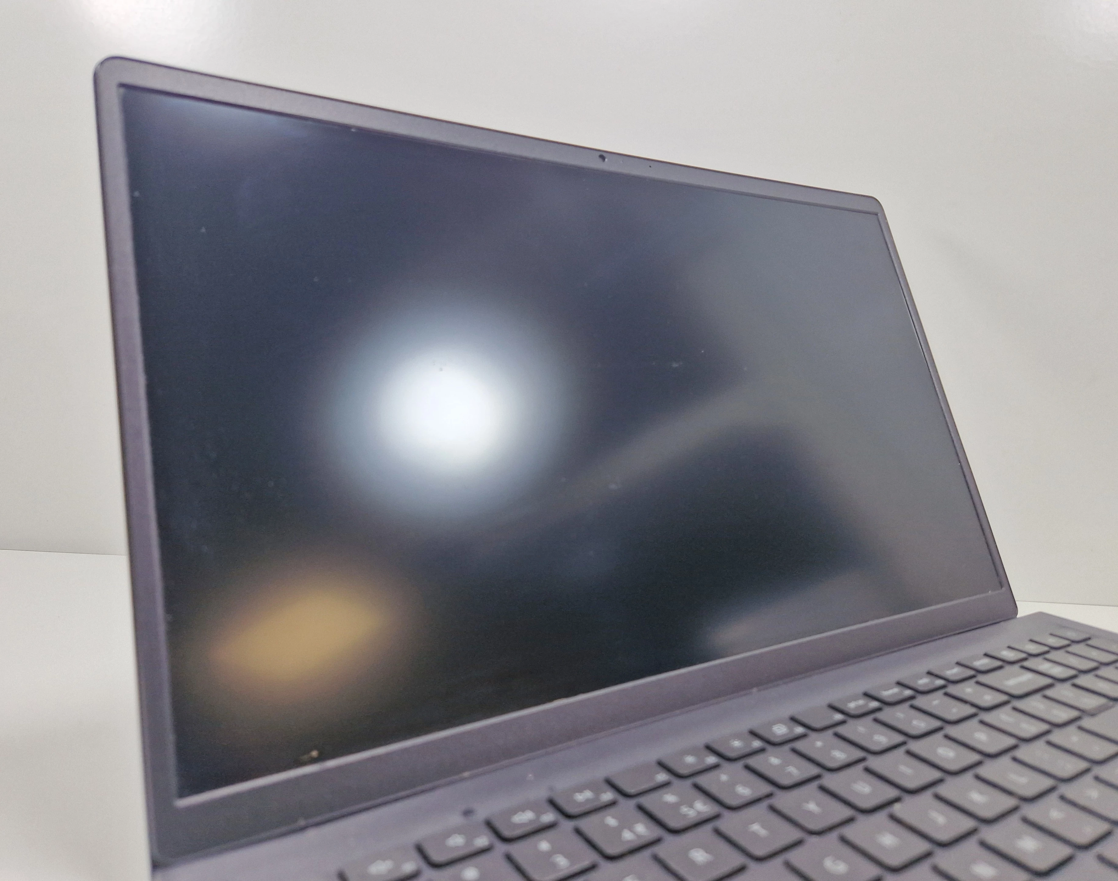 laptop-dell-inspiron-15-ryzen-5-5625u-16-gb-ddr4-512-ssd-nvme-156-kod-producenta-inspiron-15-3535-ryzen5-8-512