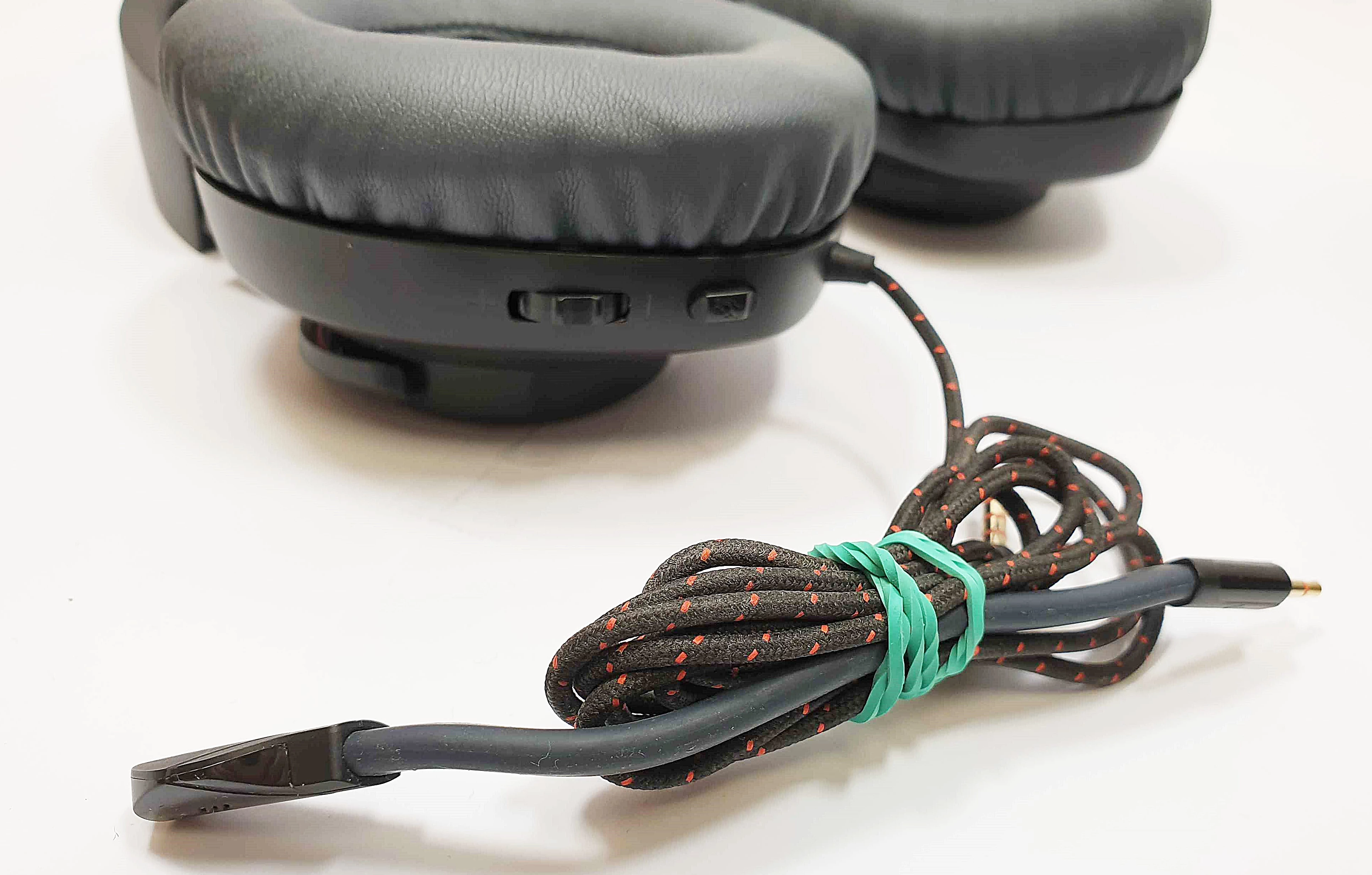 sluchawki-nauszne-jbl-quantum-100-z-mikrofonem-przewodowe-rodzaj-sluchawek-203681-217757