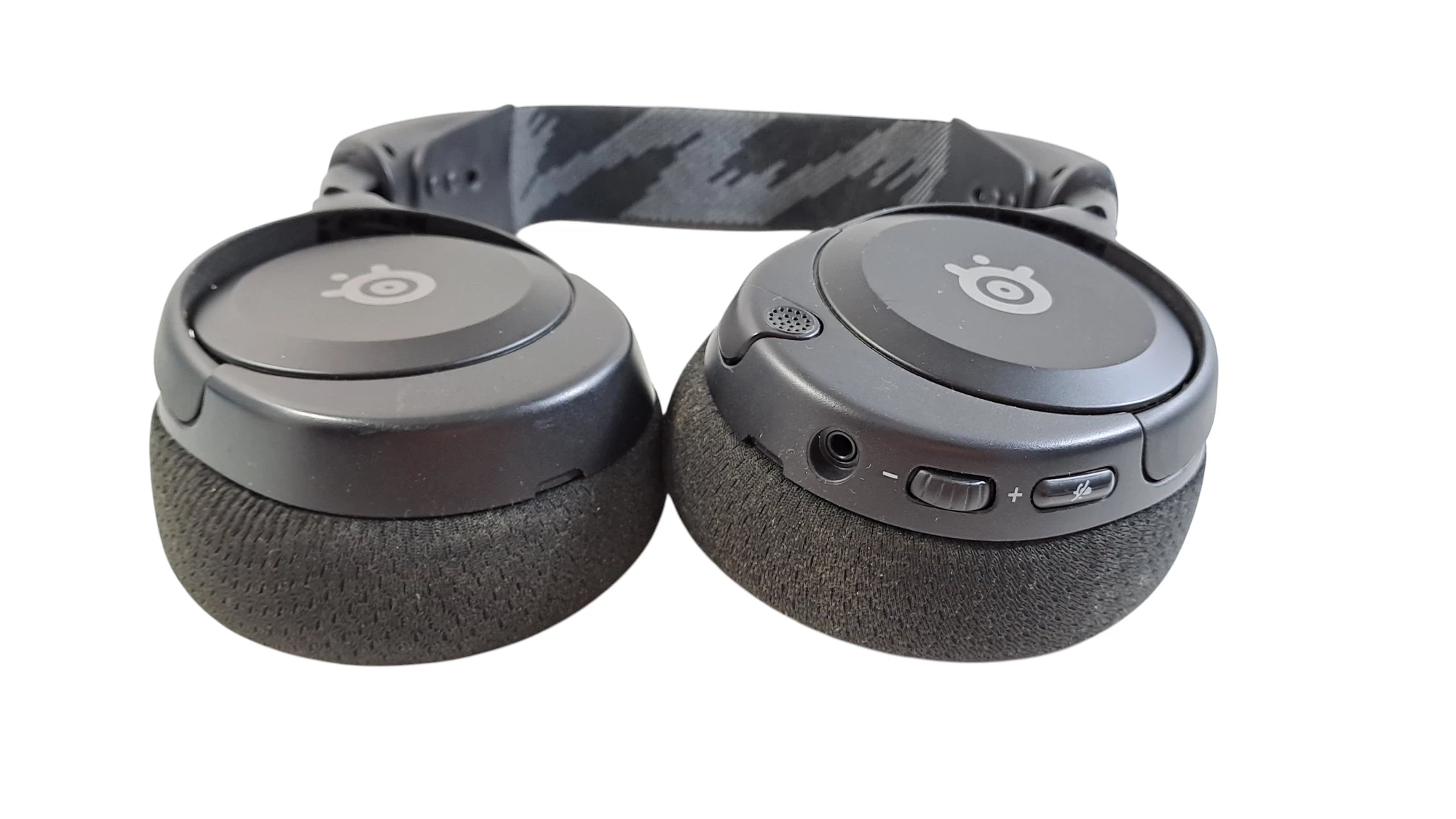 sluchawki-steelseries-arctis-nova-1-rodzaj-sluchawek-203681-217757