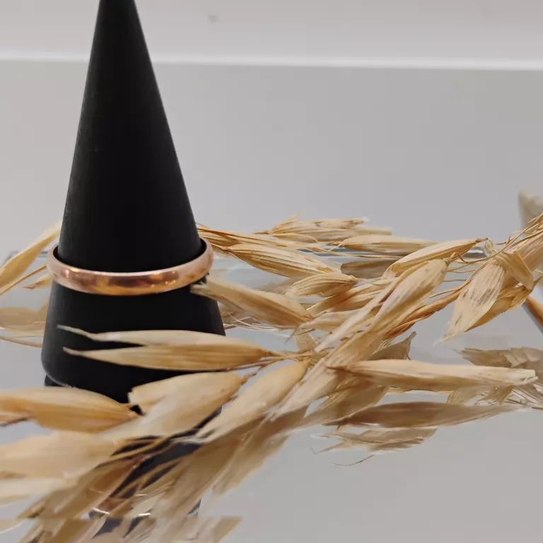 piekna-zlota-obraczka-stan-11323-2