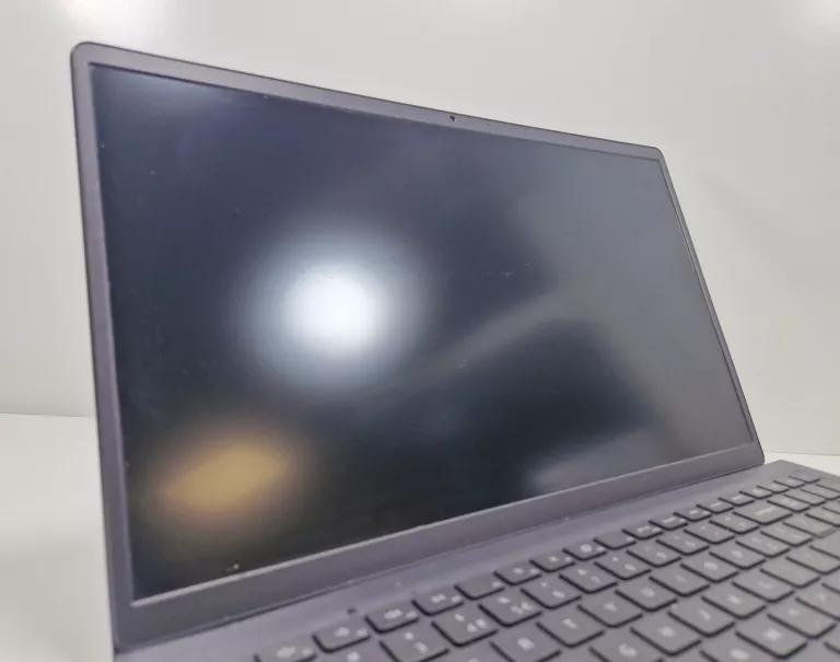 laptop-dell-inspiron-15-ryzen-5-5625u-16-gb-ddr4-512-ssd-nvme-156-kod-producenta-inspiron-15-3535-ryzen5-8-512