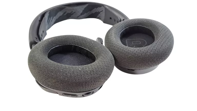 sluchawki-steelseries-arctis-nova-1-stan-11323-2