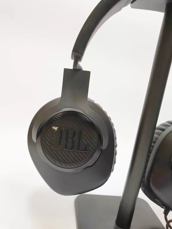 sluchawki-nauszne-jbl-quantum-100-z-mikrofonem-przewodowe-ean-gtin-6925281969621