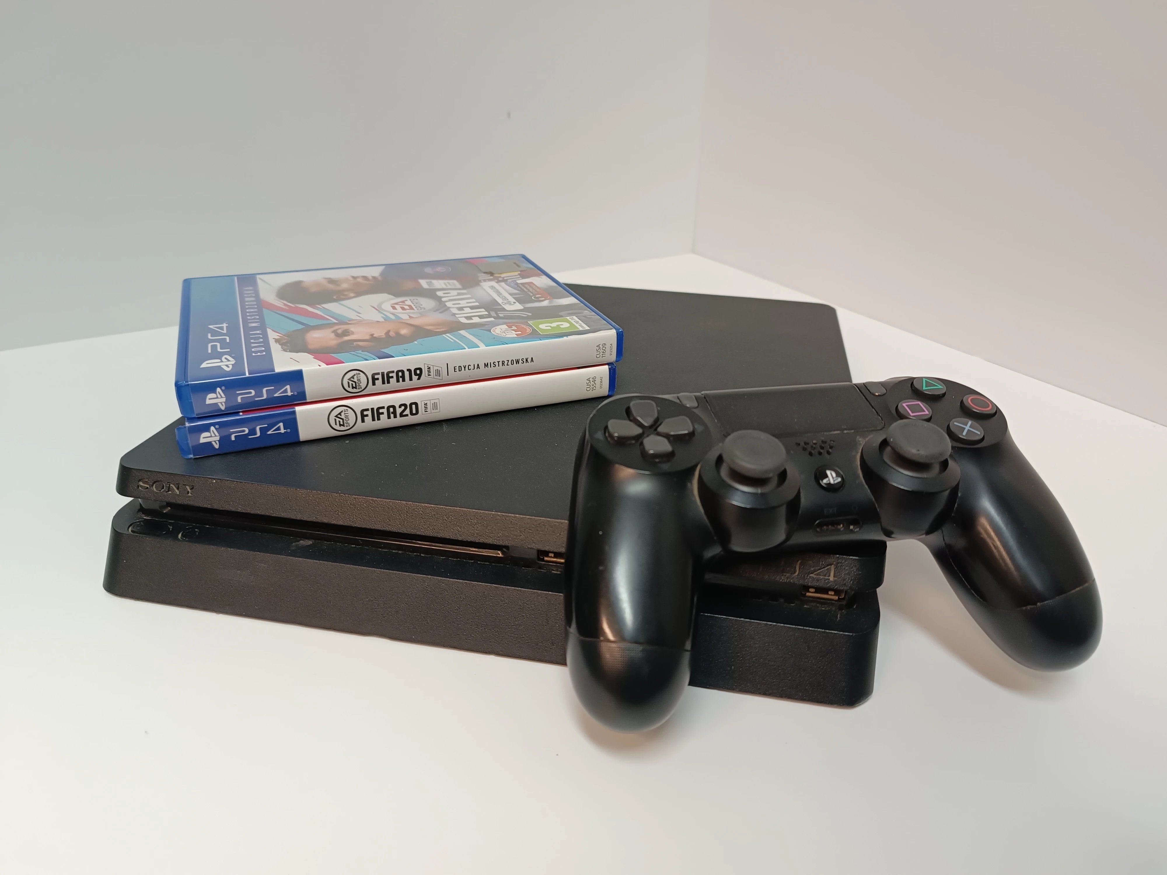 konsola-sony-playstation-4-500-gb-stan-11323-2