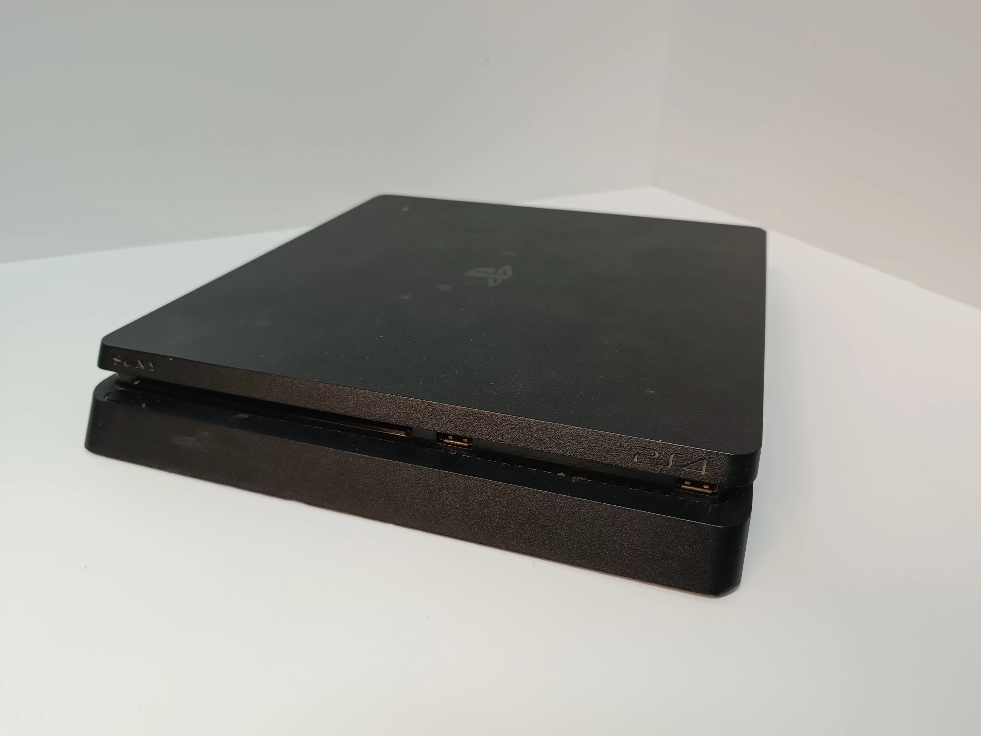 konsola-sony-playstation-4-500-gb-dysk-wbudowana-pamiec-5179-51