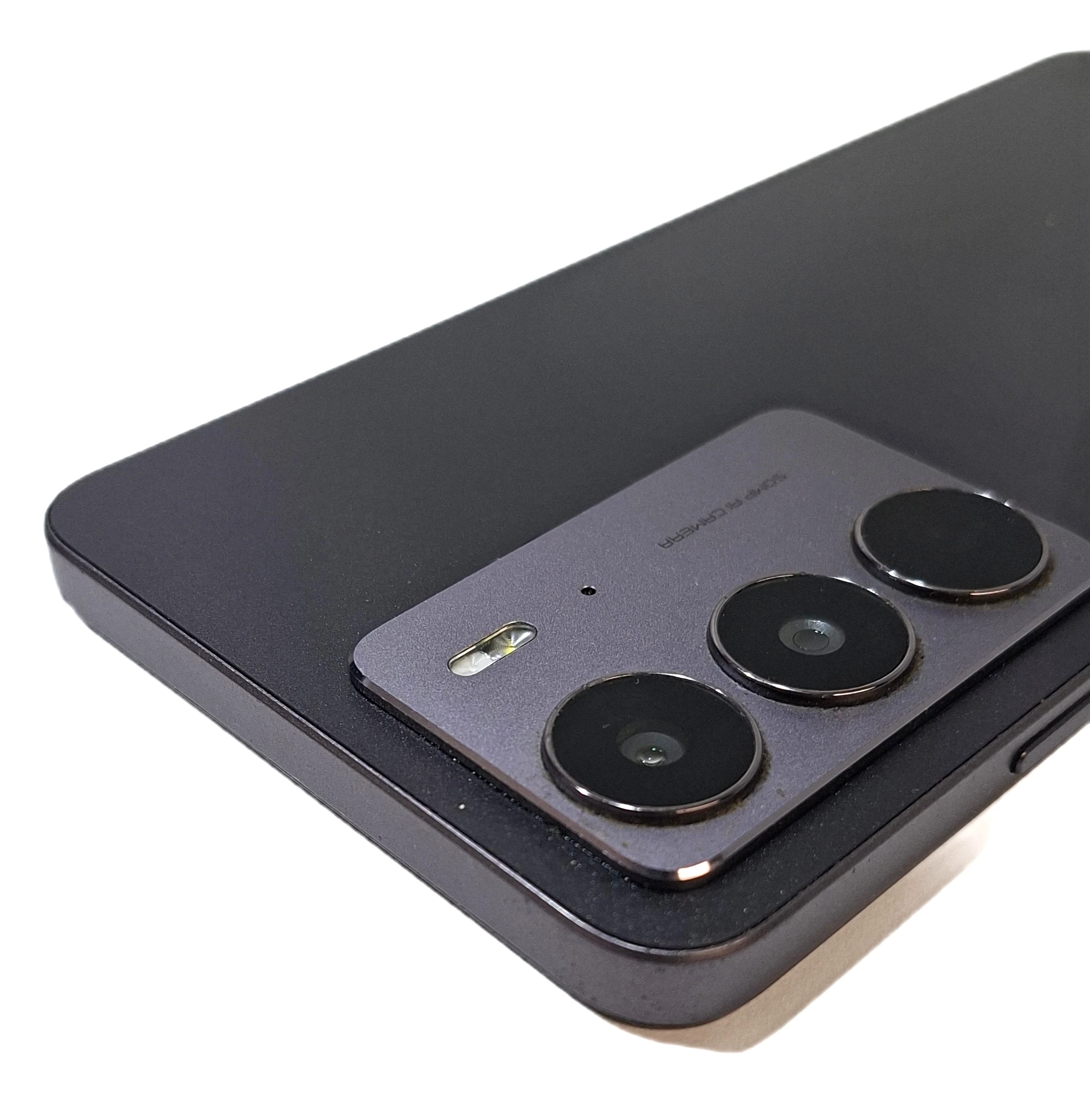 telefon-realme-c75-etui-wbudowana-pamiec-202869-214185