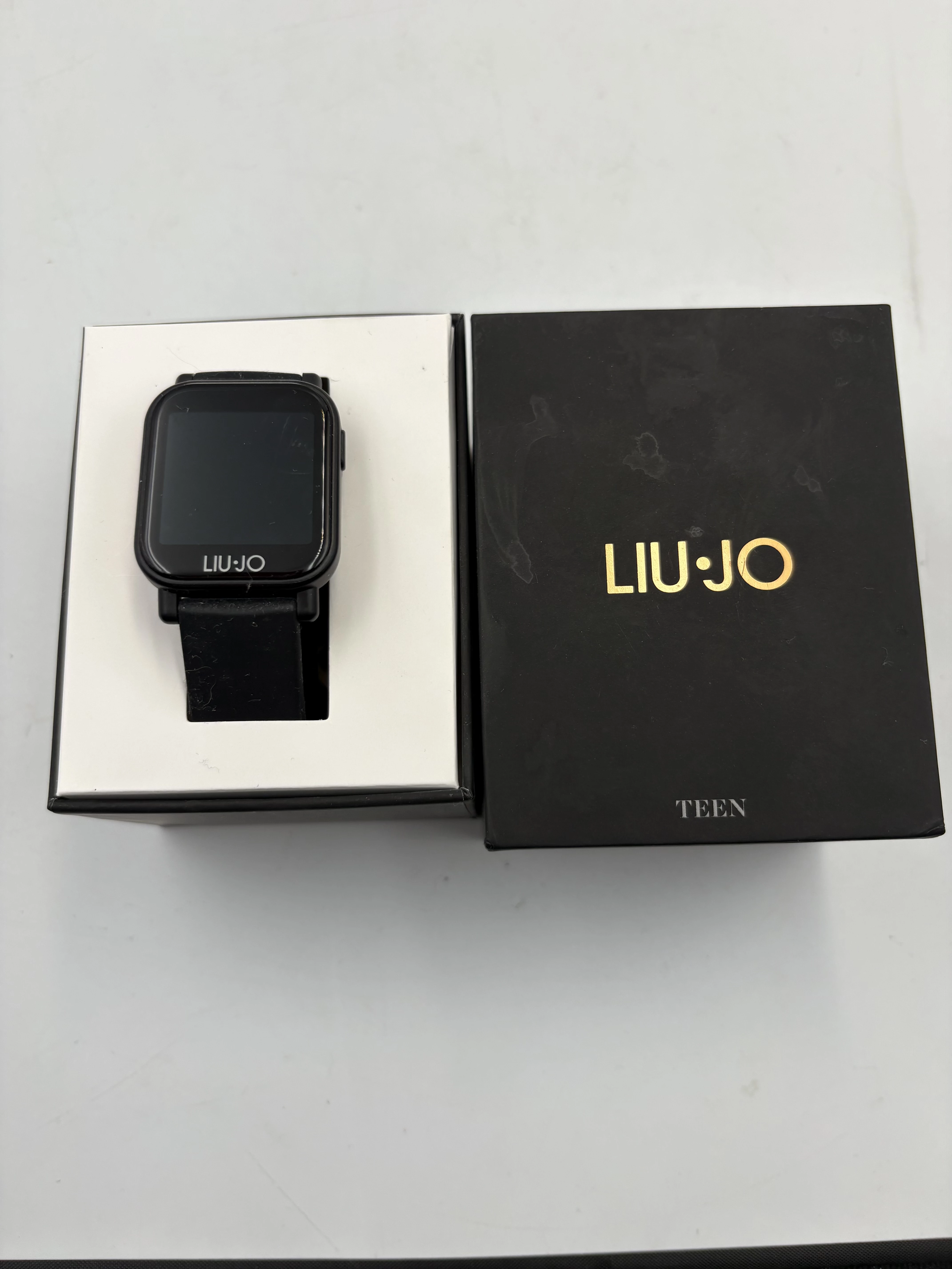 smartwatch-liu-jo-moy-rqm3-20-material-paska-129219-10
