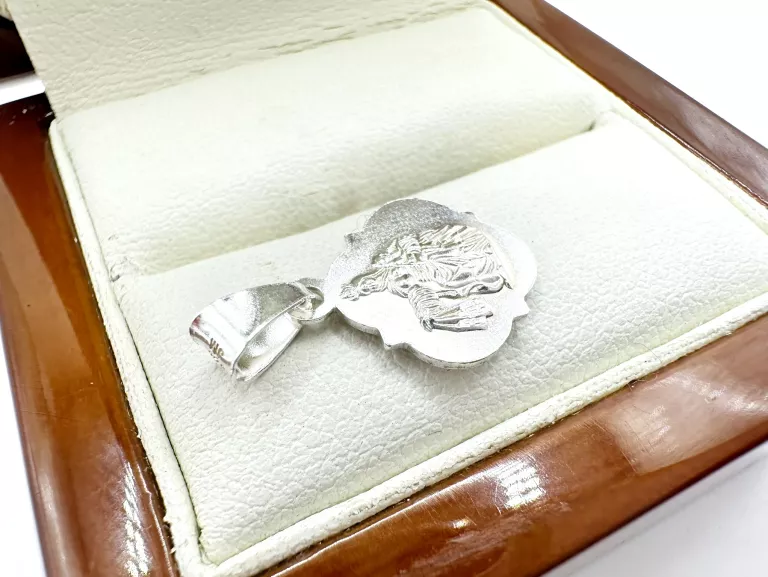 sd232-dwustronna-zawieszka-medalik-szkaplerz-serce-jezusa-ze-srebra-925-kamien-17088-524288