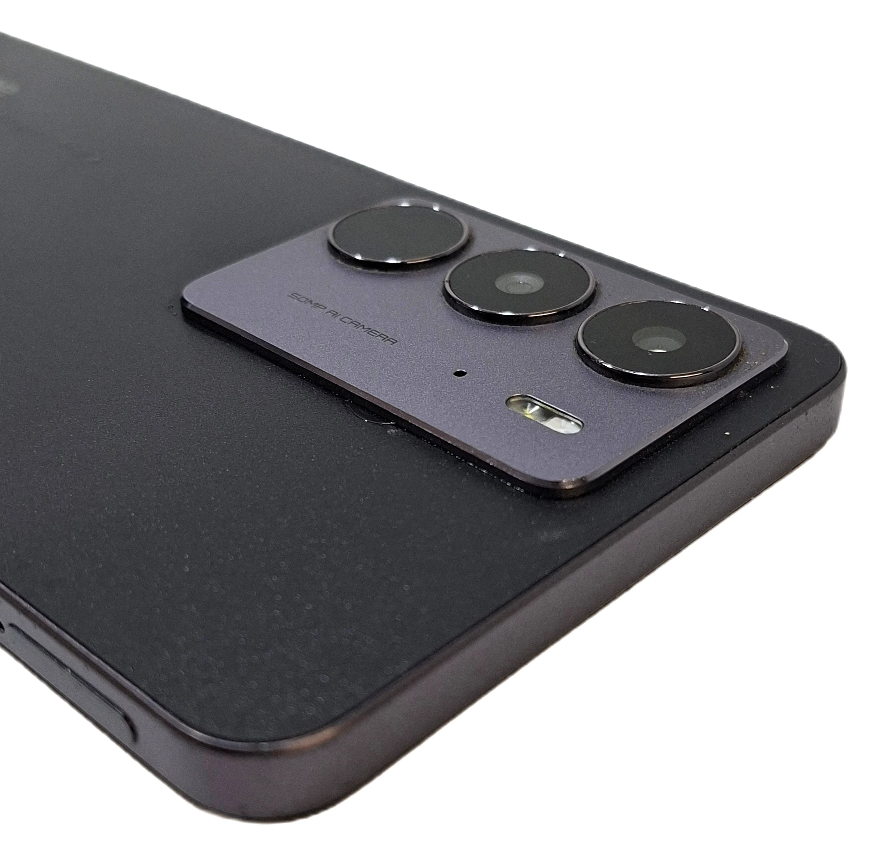 telefon-realme-c75-etui-przekatna-ekranu-672