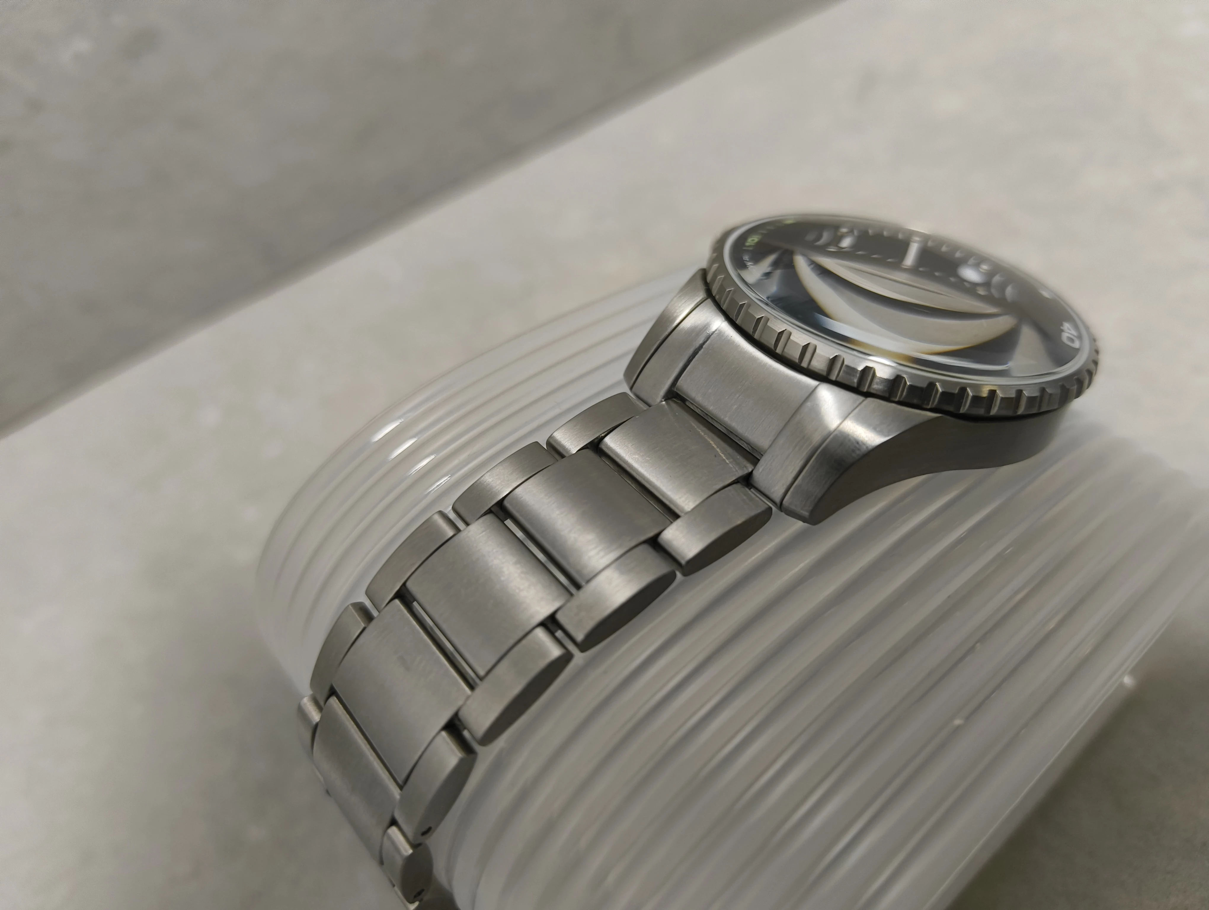 zegarek-calvin-klein-k32111-swiss-made-ksztalt-koperty-129223-2