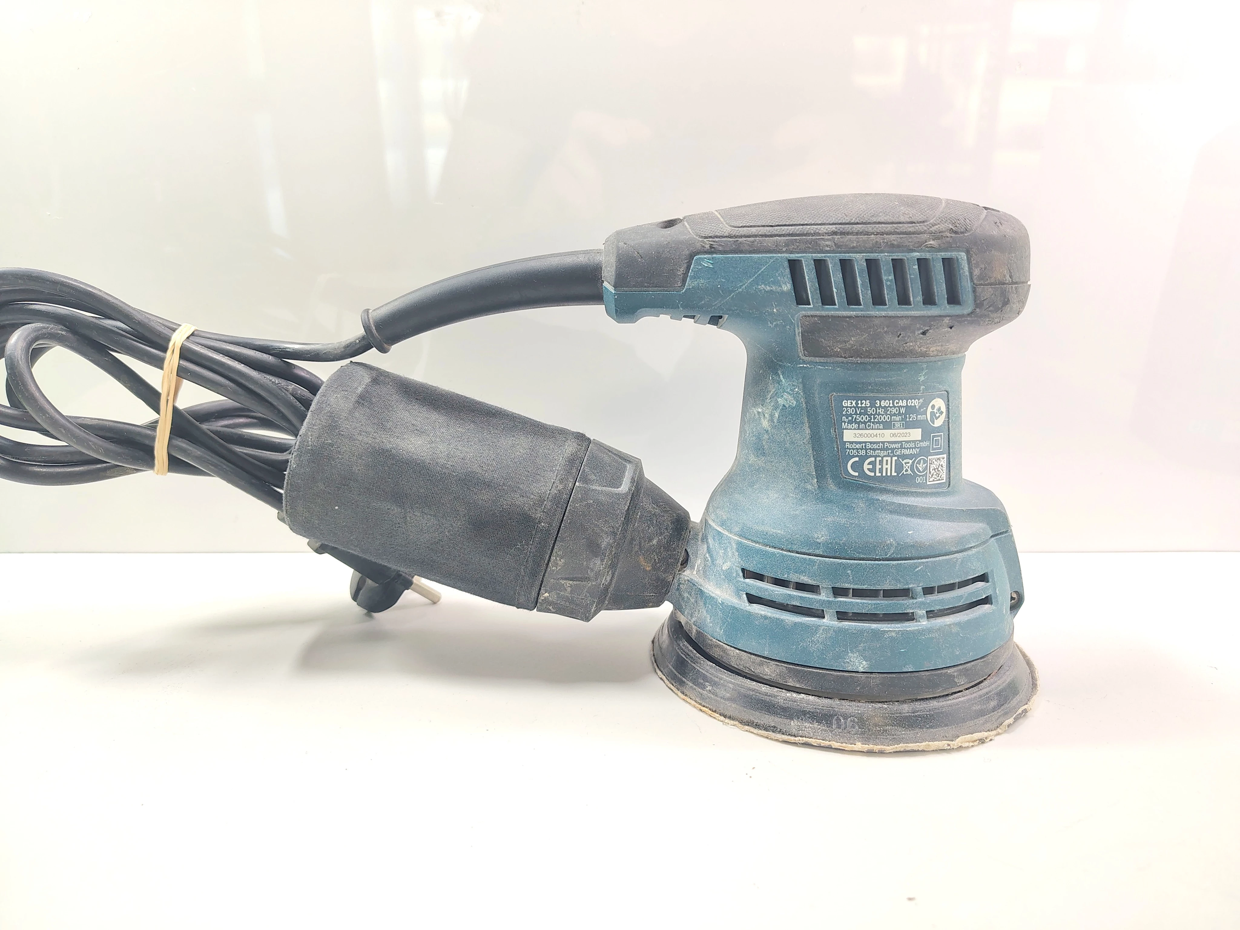 szlifierka-mimosrodowa-bosch-gex-125-250w-ean-gtin-3165140438278