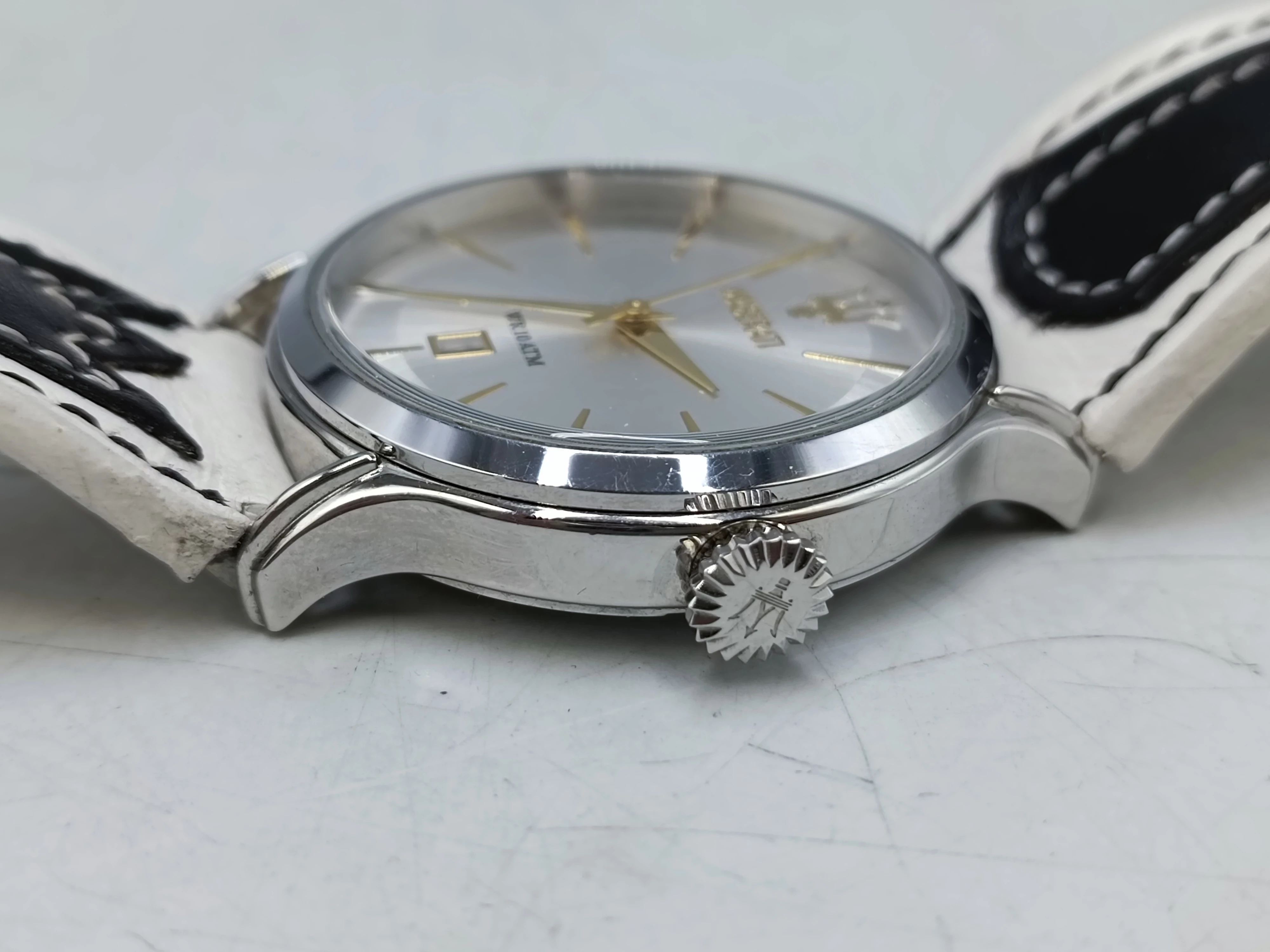 zegarek-maserati-epoca-ksztalt-koperty-129223-2