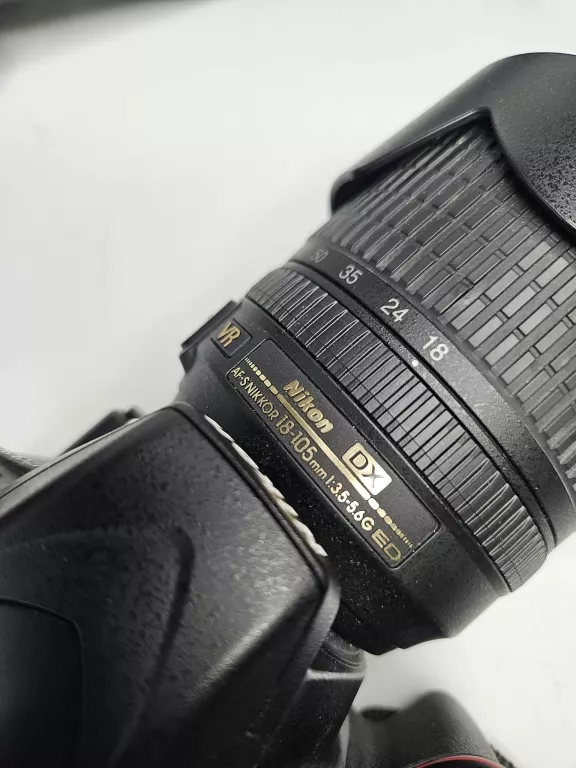 lustrzanka-nikon-d3300obiektyw-nikon-dx-af-s-nikkor-18-105mm-135-56g-e-marka-248811-1939856