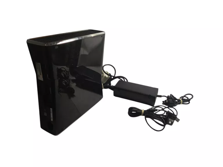 konsola-xbox-360-slim-250gb-1439-stagiewna-91-gdansk-harbor