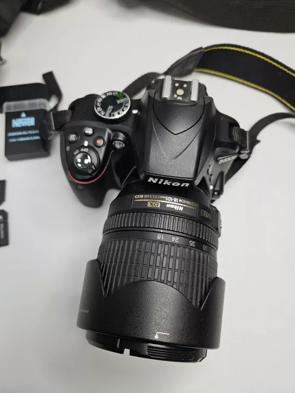lustrzanka-nikon-d3300obiektyw-nikon-dx-af-s-nikkor-18-105mm-135-56g-e-stan-11323-2