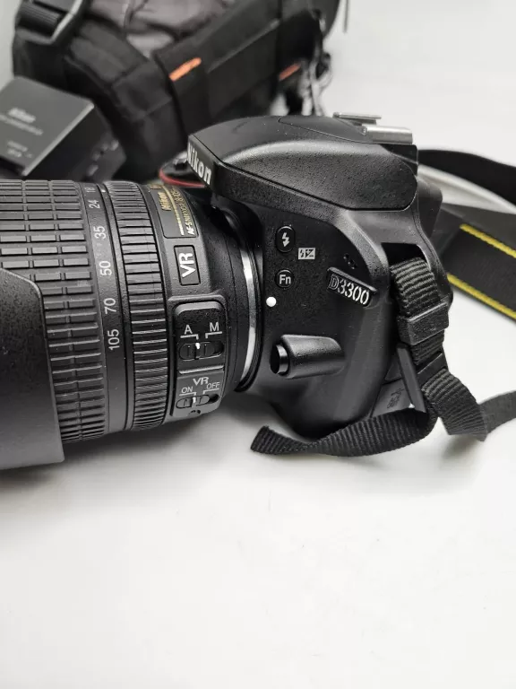 lustrzanka-nikon-d3300obiektyw-nikon-dx-af-s-nikkor-18-105mm-135-56g-e-w-zestawie-814-1
