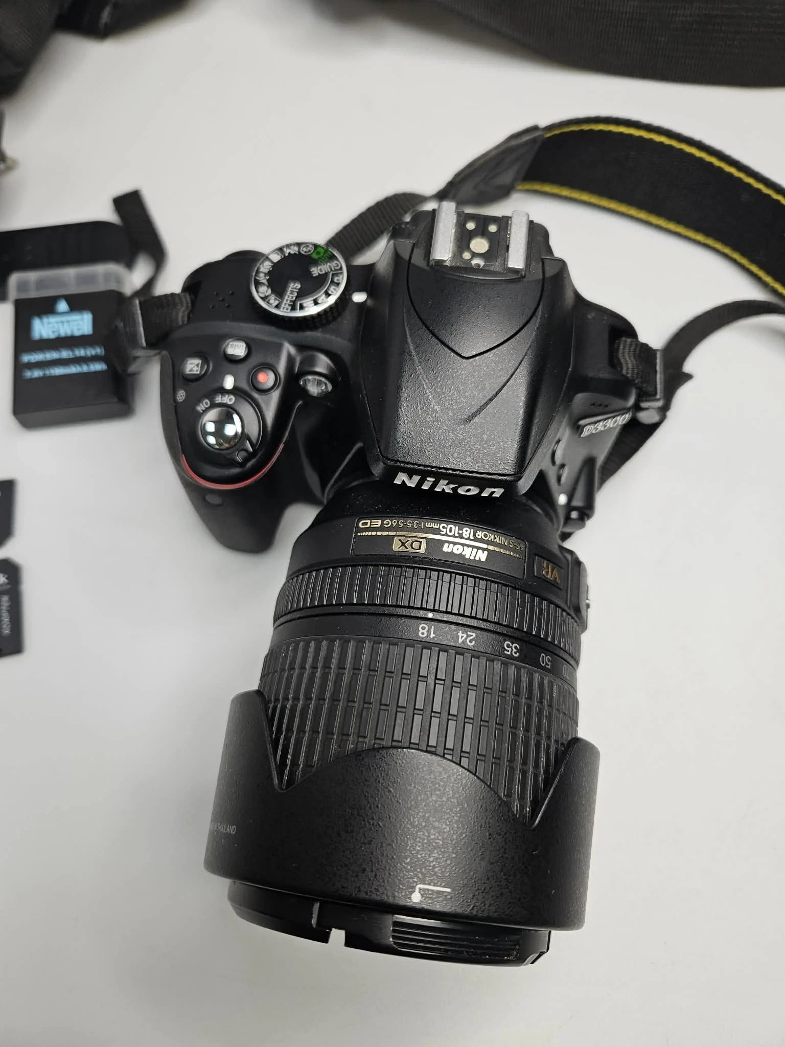 lustrzanka-nikon-d3300obiektyw-nikon-dx-af-s-nikkor-18-105mm-135-56g-e-stan-11323-2