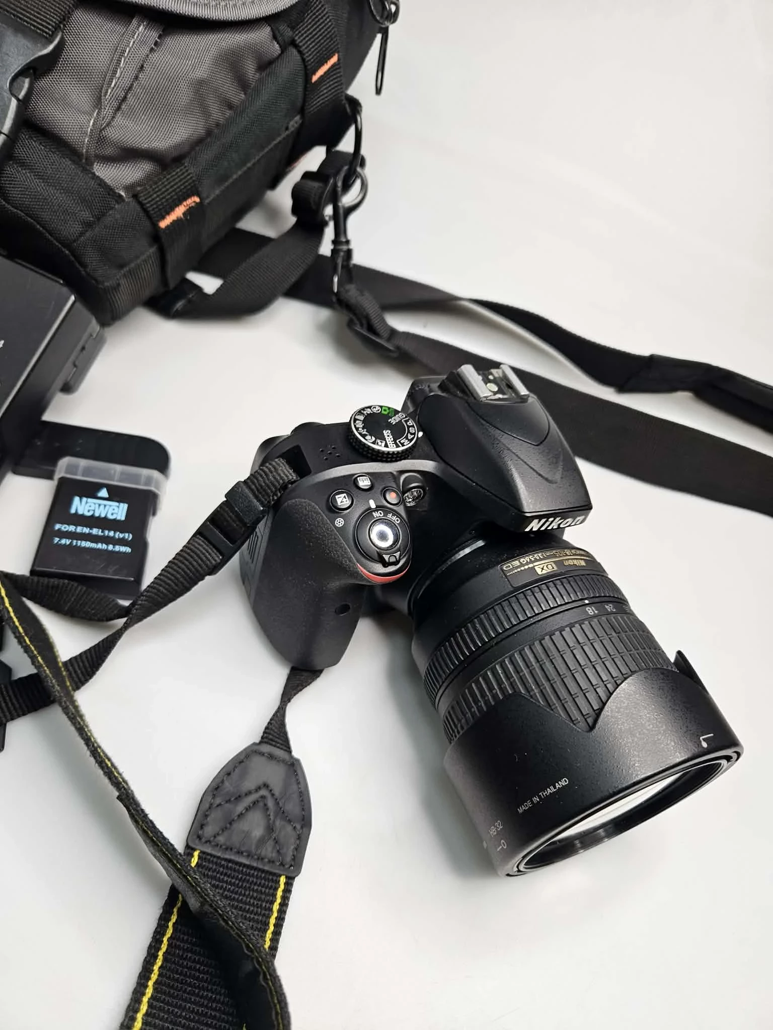 lustrzanka-nikon-d3300obiektyw-nikon-dx-af-s-nikkor-18-105mm-135-56g-e-stabilizacja-14349-8