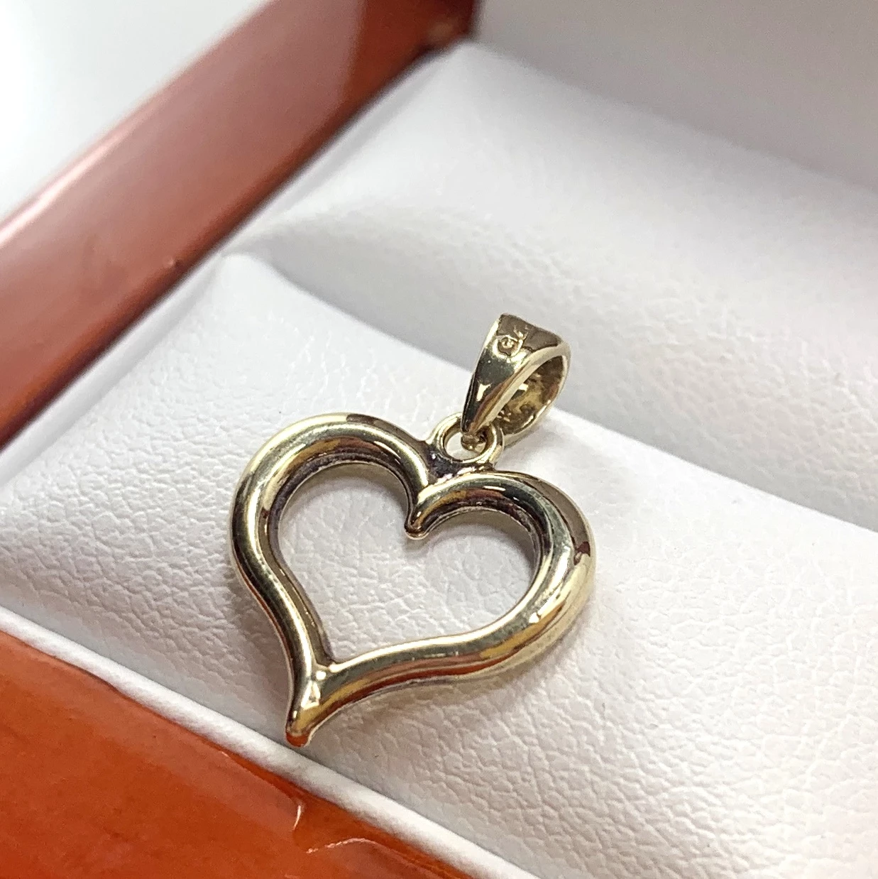 zlota-zawieszka-serce-p-375-w-058g-kamien-17088-524288