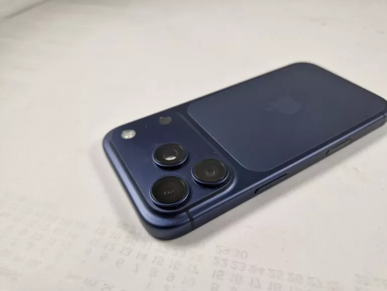 apple-iphone-17-pro-256gb-bat-100-igla-komplet-pamiec-ram-202865-324301