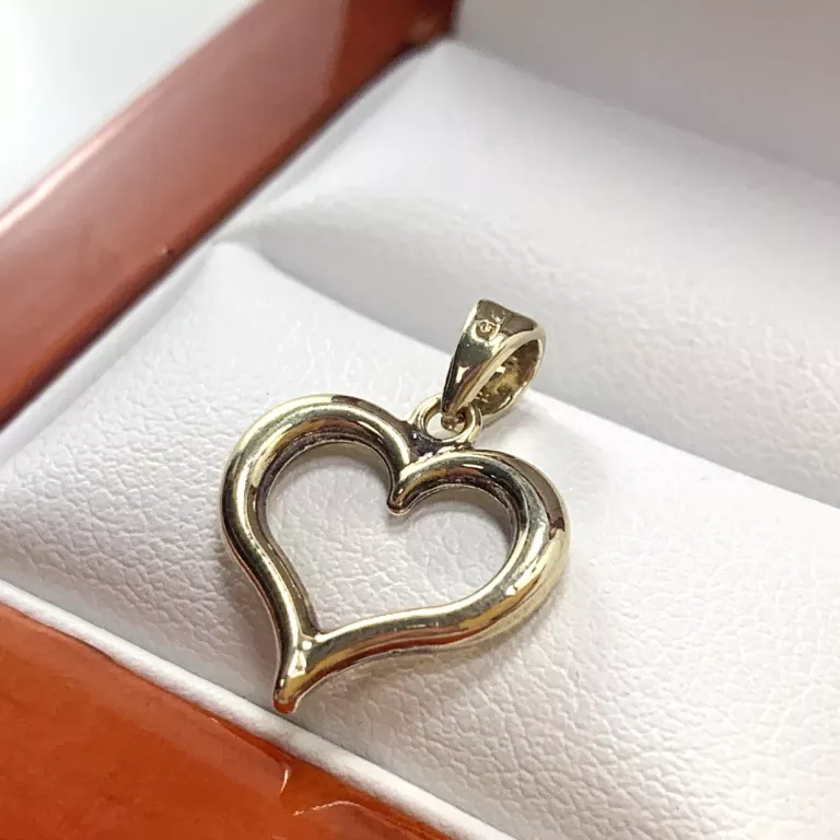 zlota-zawieszka-serce-p-375-w-058g-kamien-17088-524288