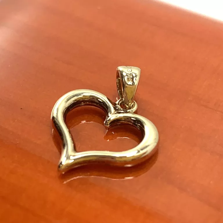 zlota-zawieszka-serce-p-375-w-058g-rodzaj-2205-2