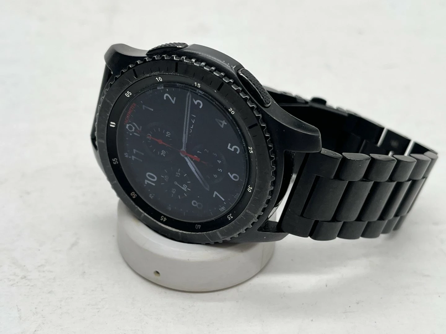 smartwatch-samsung-s3-frontier-stacja-ladujaca-glowna-9-walbrzych-sj