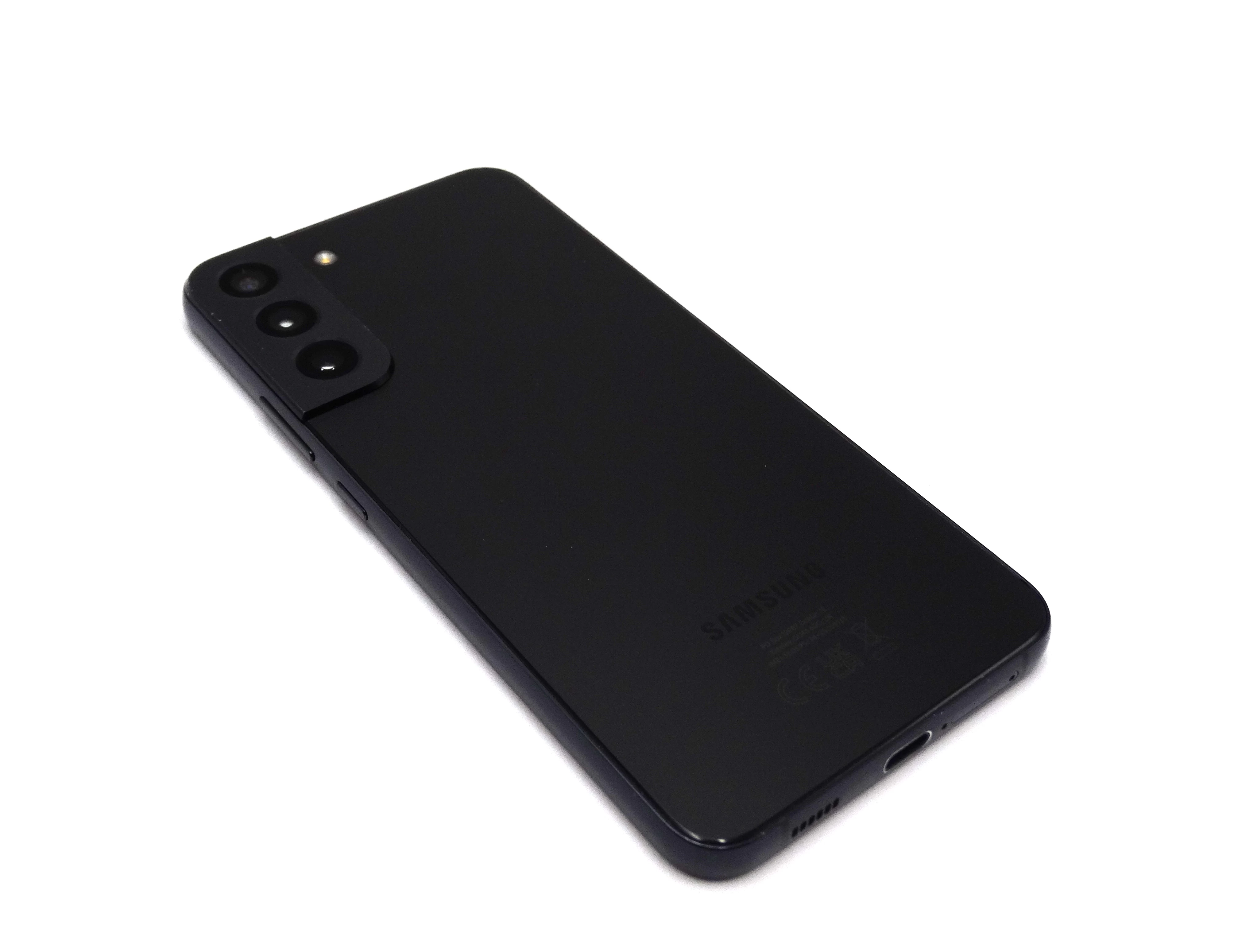 telefon-samsung-galaxy-s22-8256gb-przekatna-ekranu-660