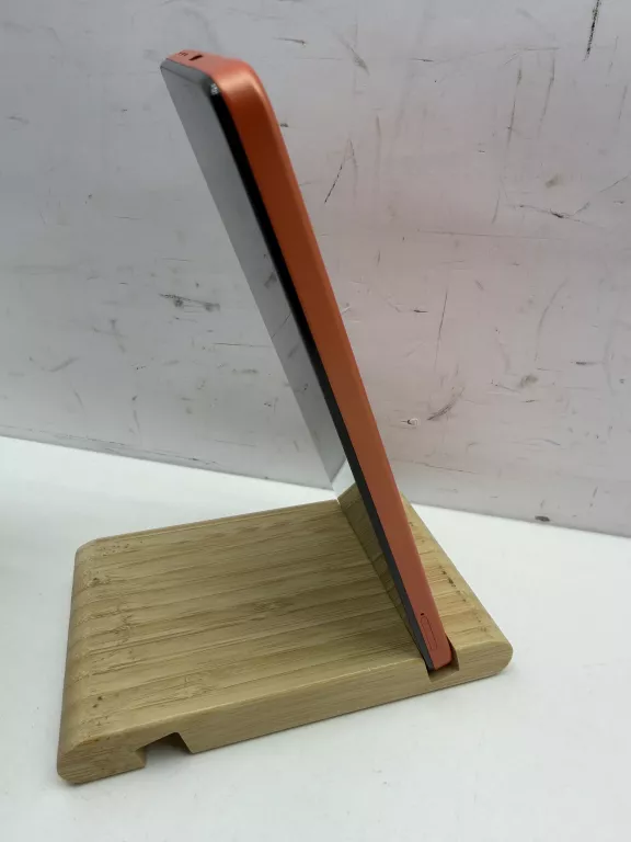 motorola-moto-g04-4gb64gb-przekatna-ekranu-656